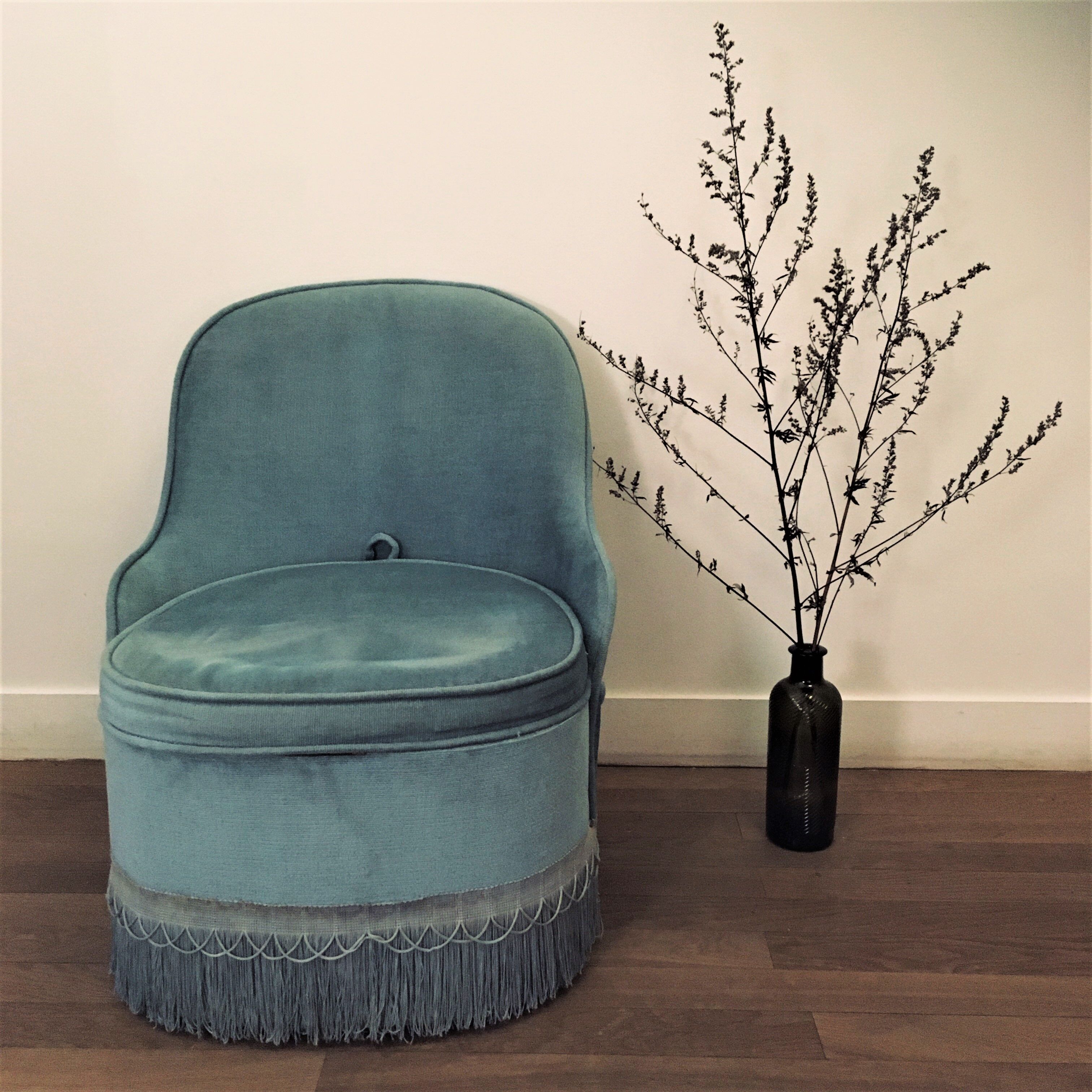 Velvet children's toad armchair, seat chest