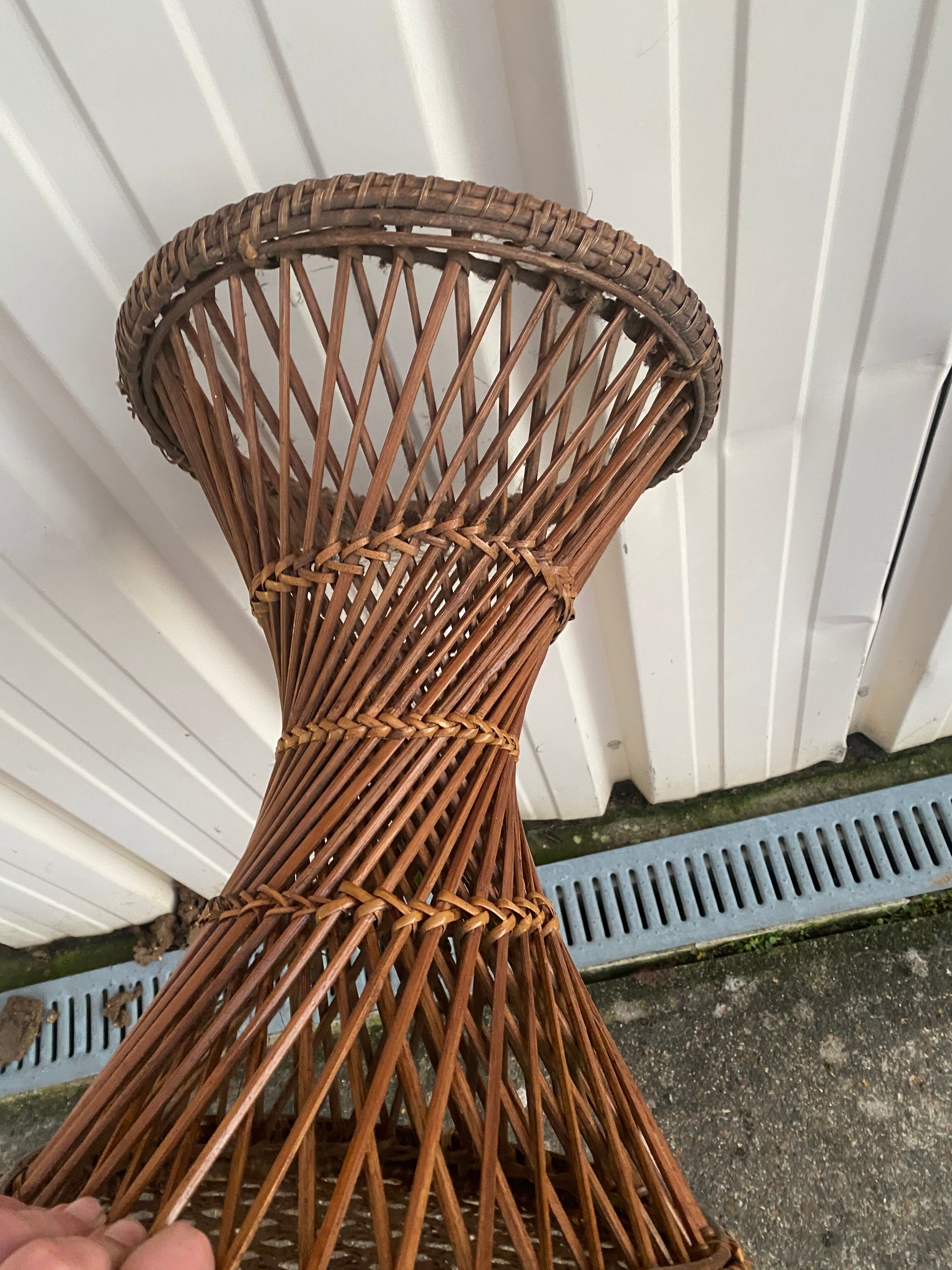 Rattan stool