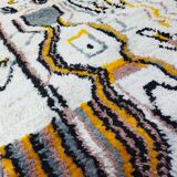 Handmade moroccan berber rug 240 x 134 cm