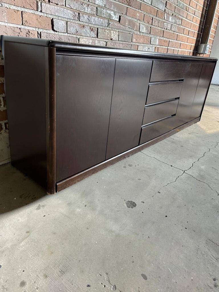 Enfilade vintage en bois foncé / buffet / commode