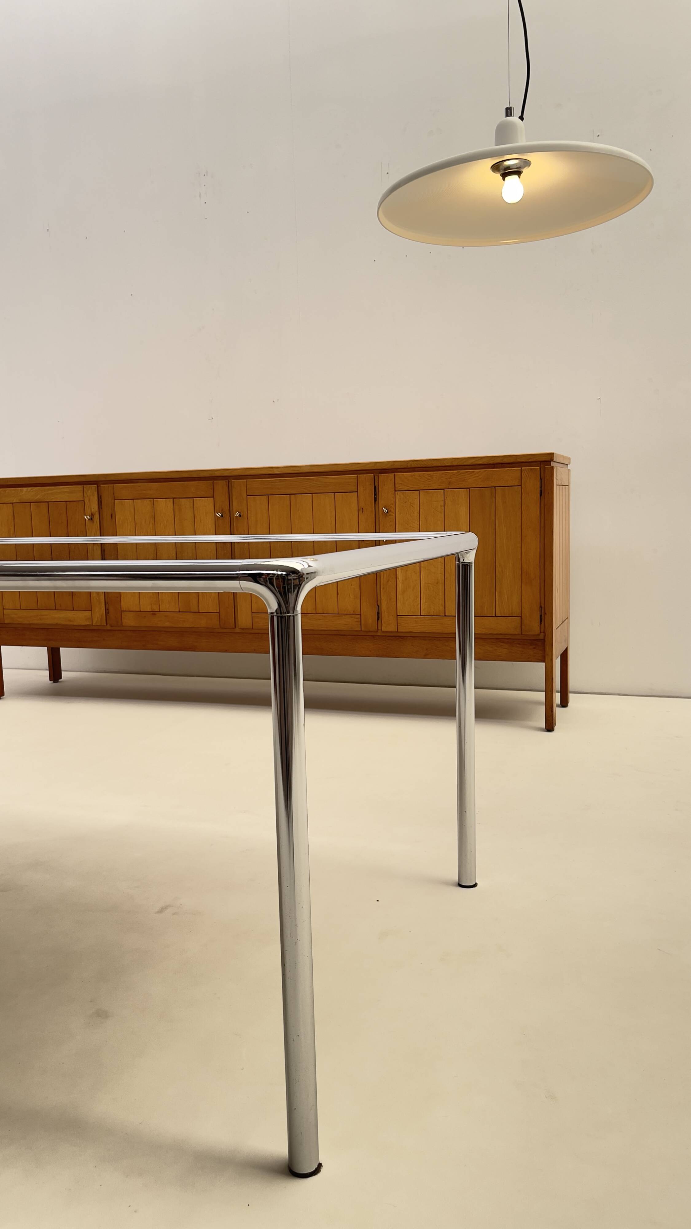 Etienne Fermigier - Dinning table in chrome and smoked glass