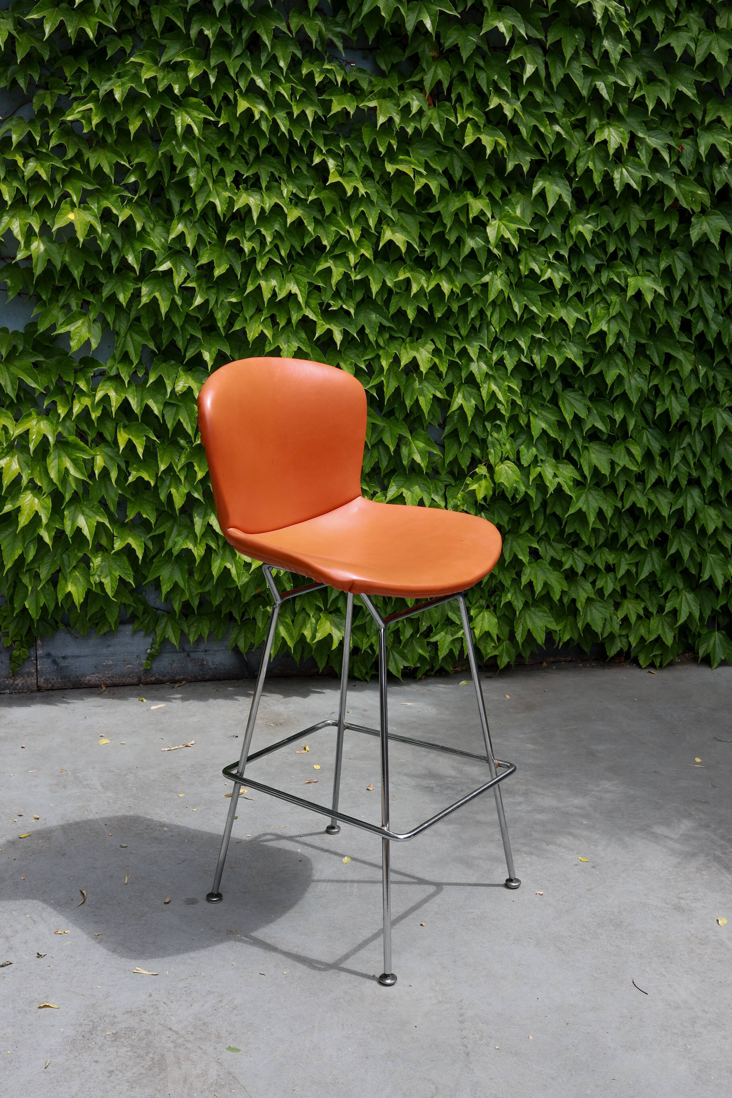 Bar stool by Harry Bertoia