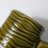 Pichet en barbotine en faïence de Sarreguemines