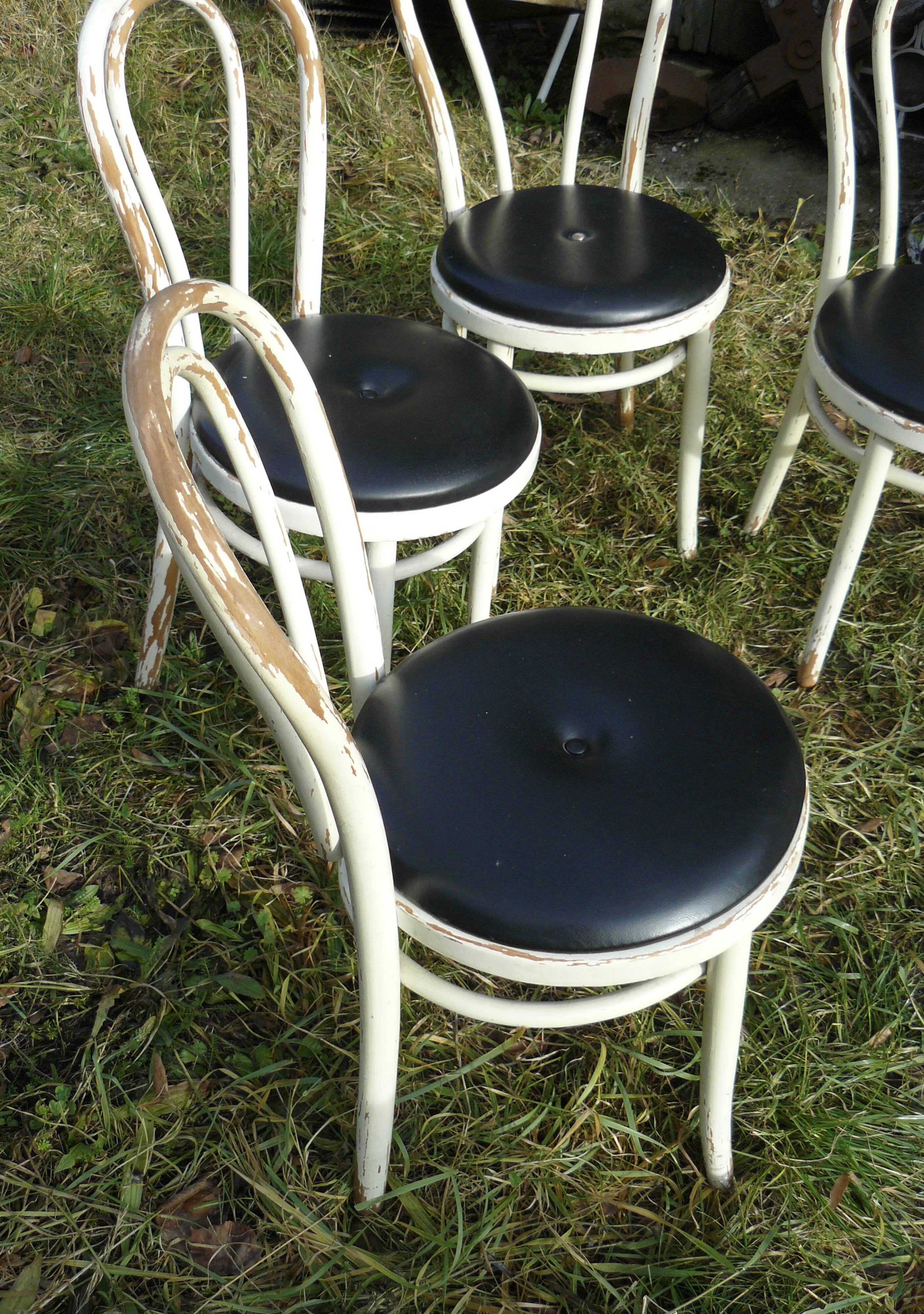 Set of 4 white and black Thonet bistro chairs