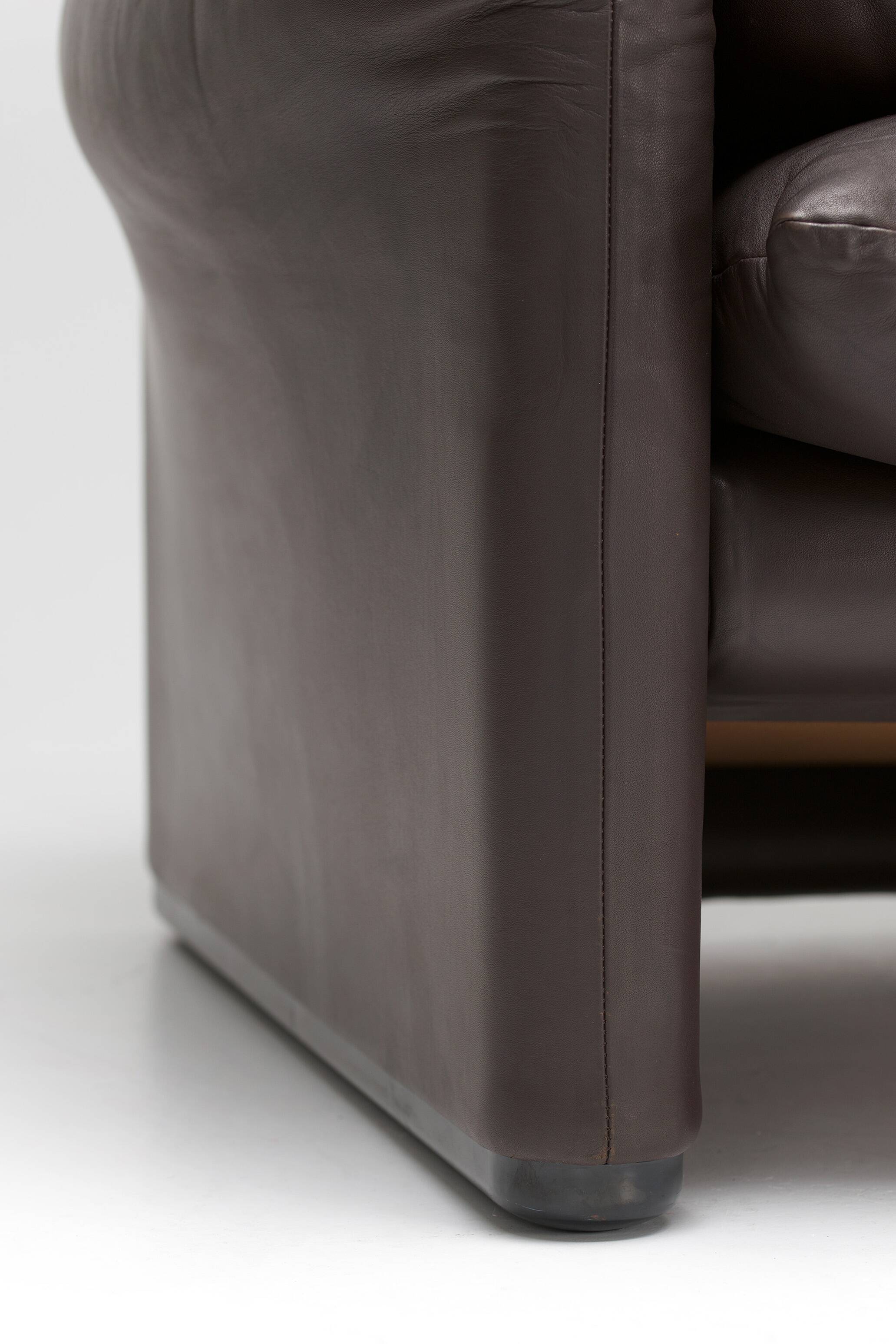 'Maralunga' 2-seater Sofa - Vico Magistretti