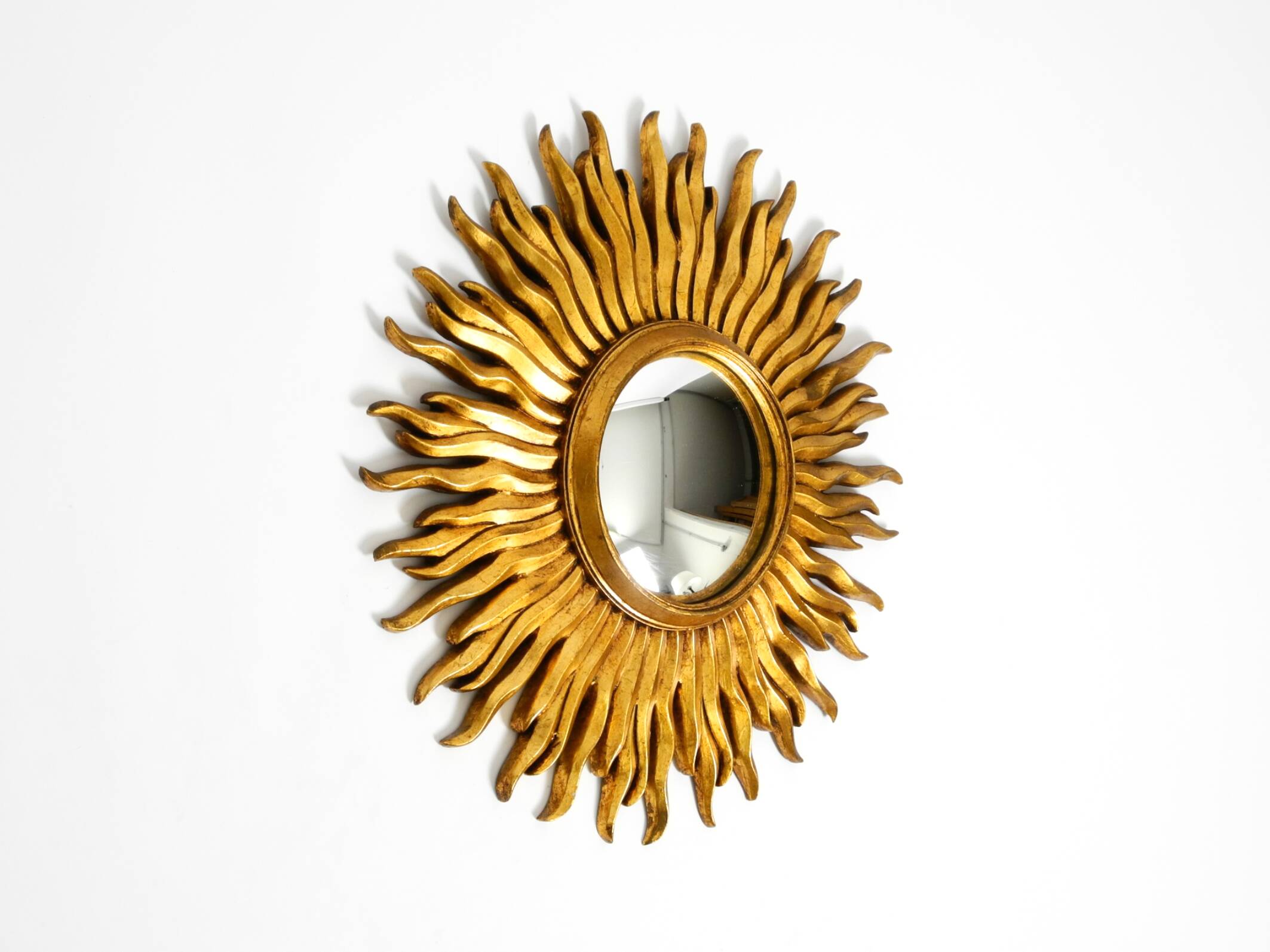 Mid Century Sunburst Kovex wall mirror made of wood and resin - gold plated