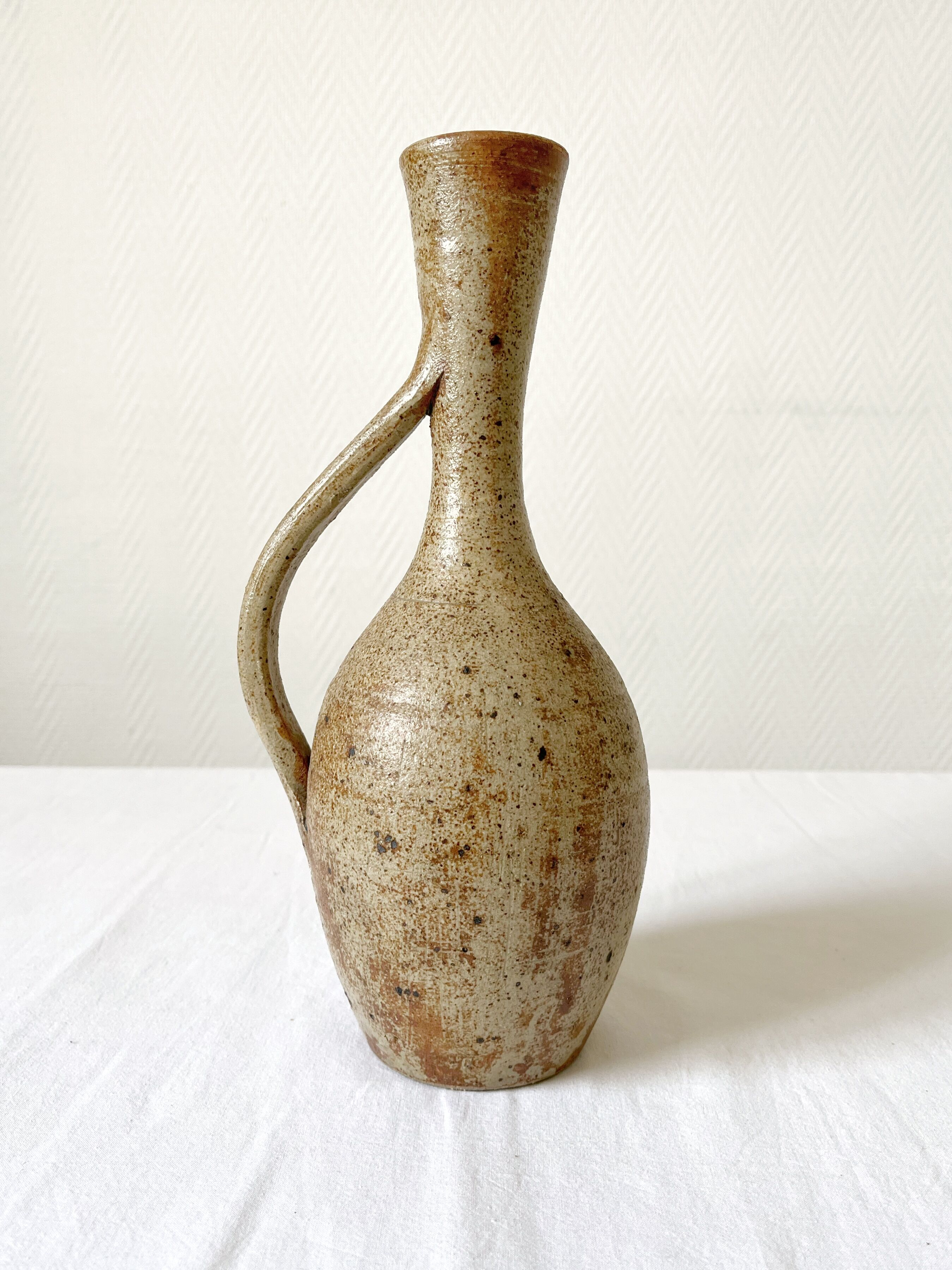 Vase carafe en grès pyrité vintage
