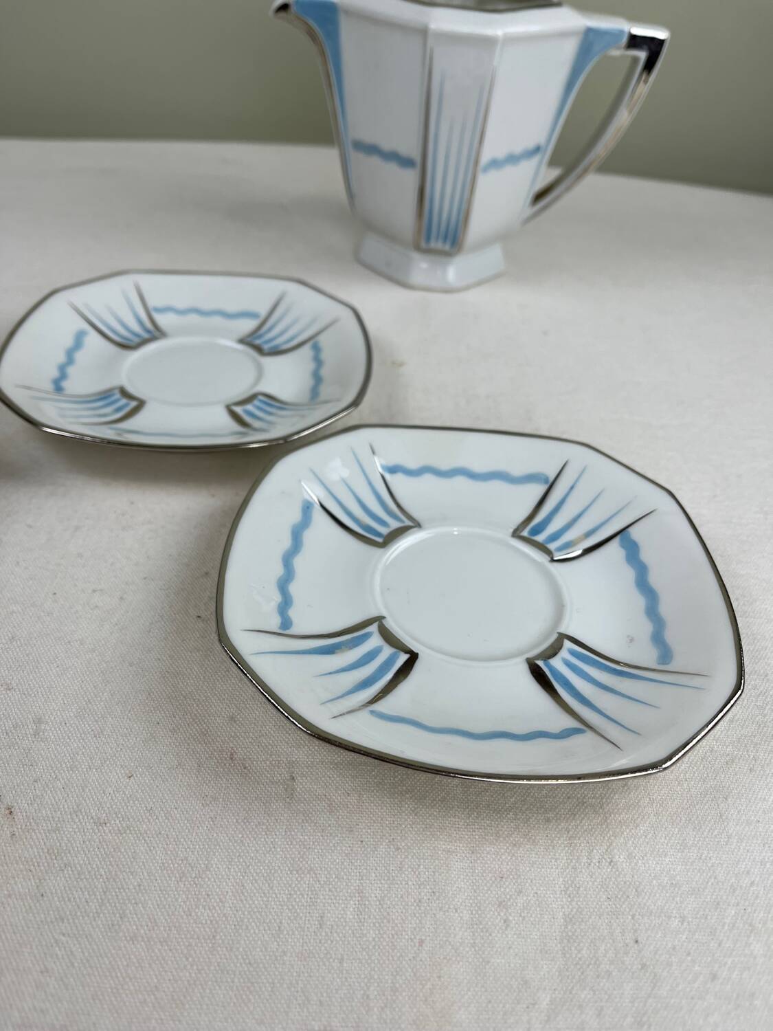 Art Deco cups