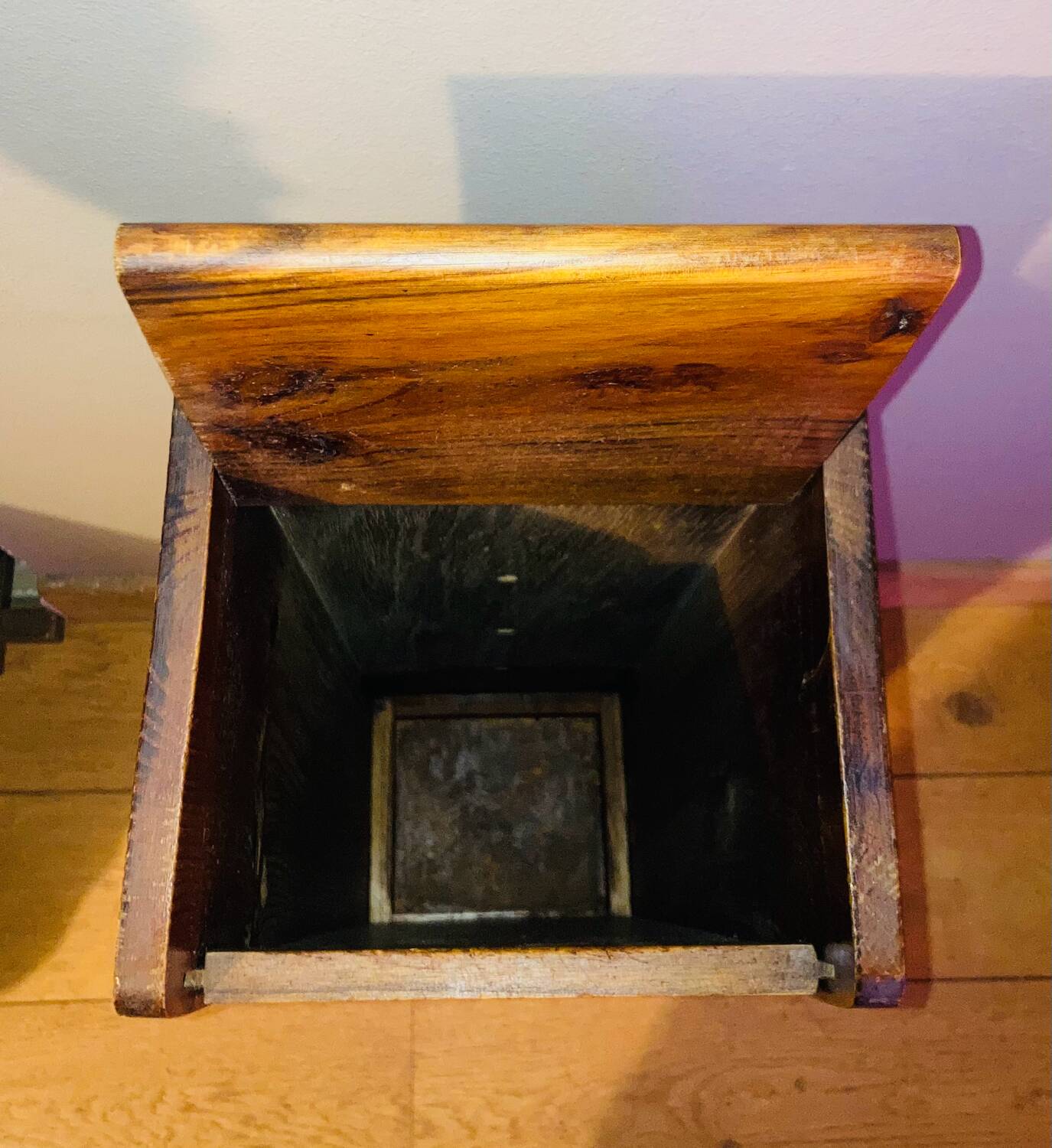 1980s solid wood bread bin decorated with a golden wheat sheaf