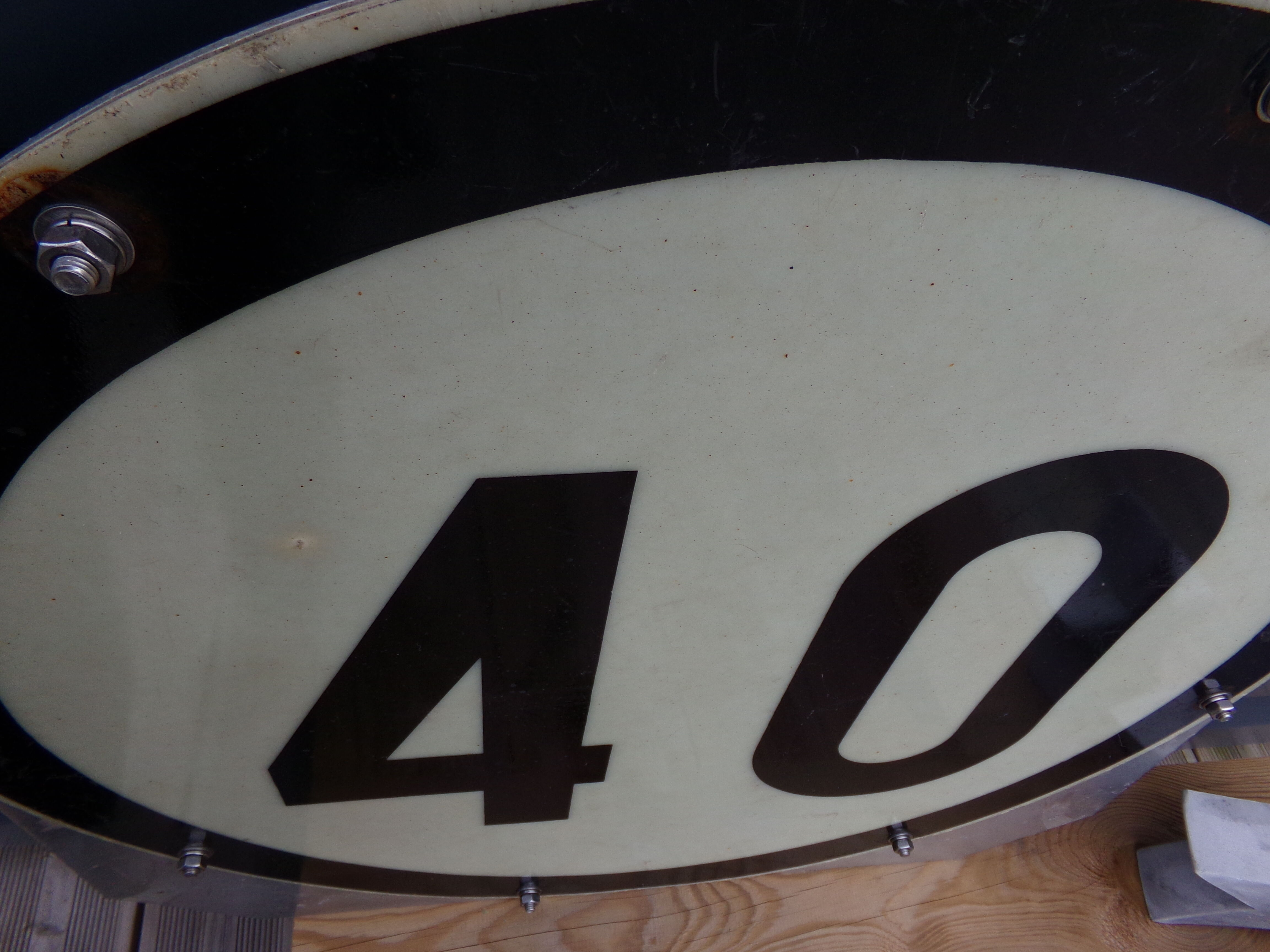 Industrial decorative limitation plate