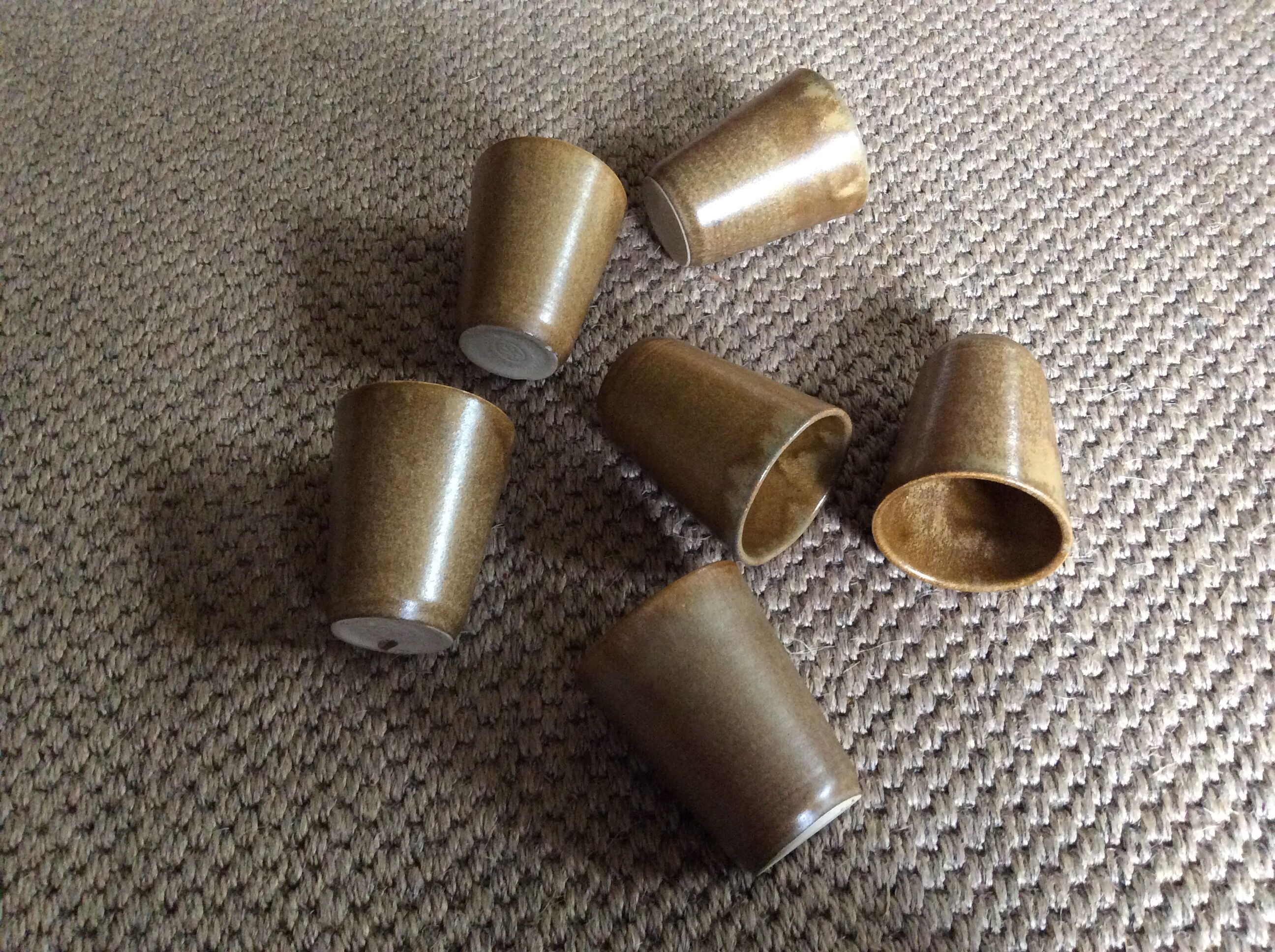 Série de 6 tasses en grès