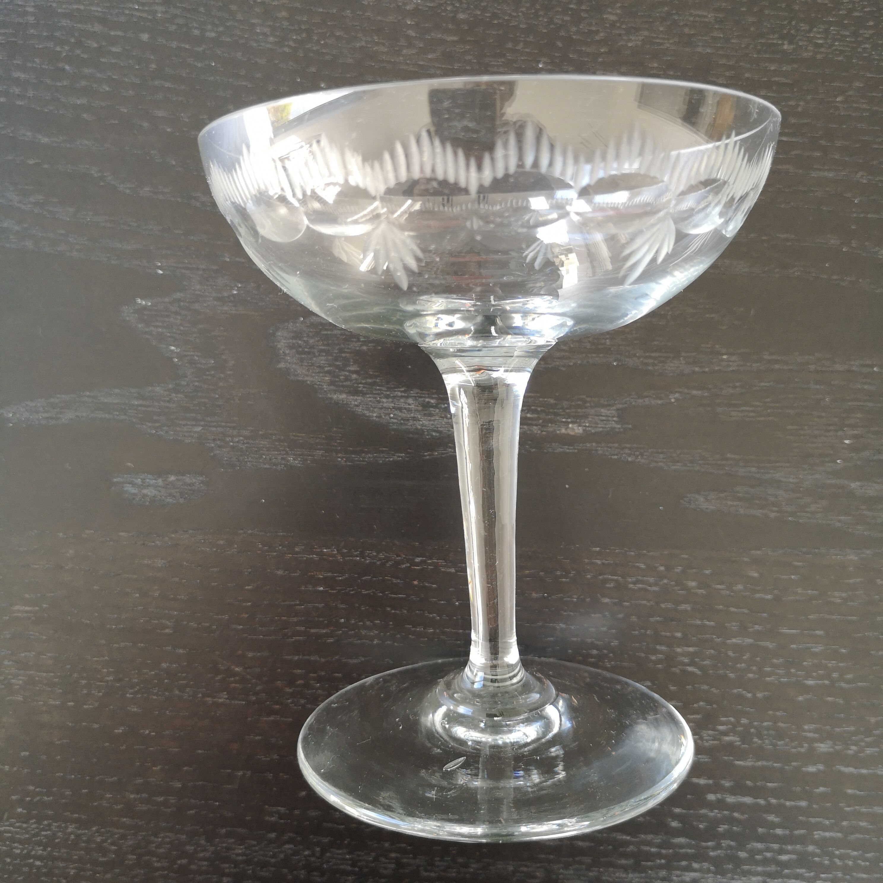 9 engraved champagne glasses