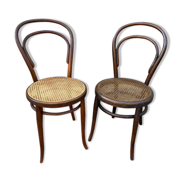 Pair of chairs bistro curved wood
