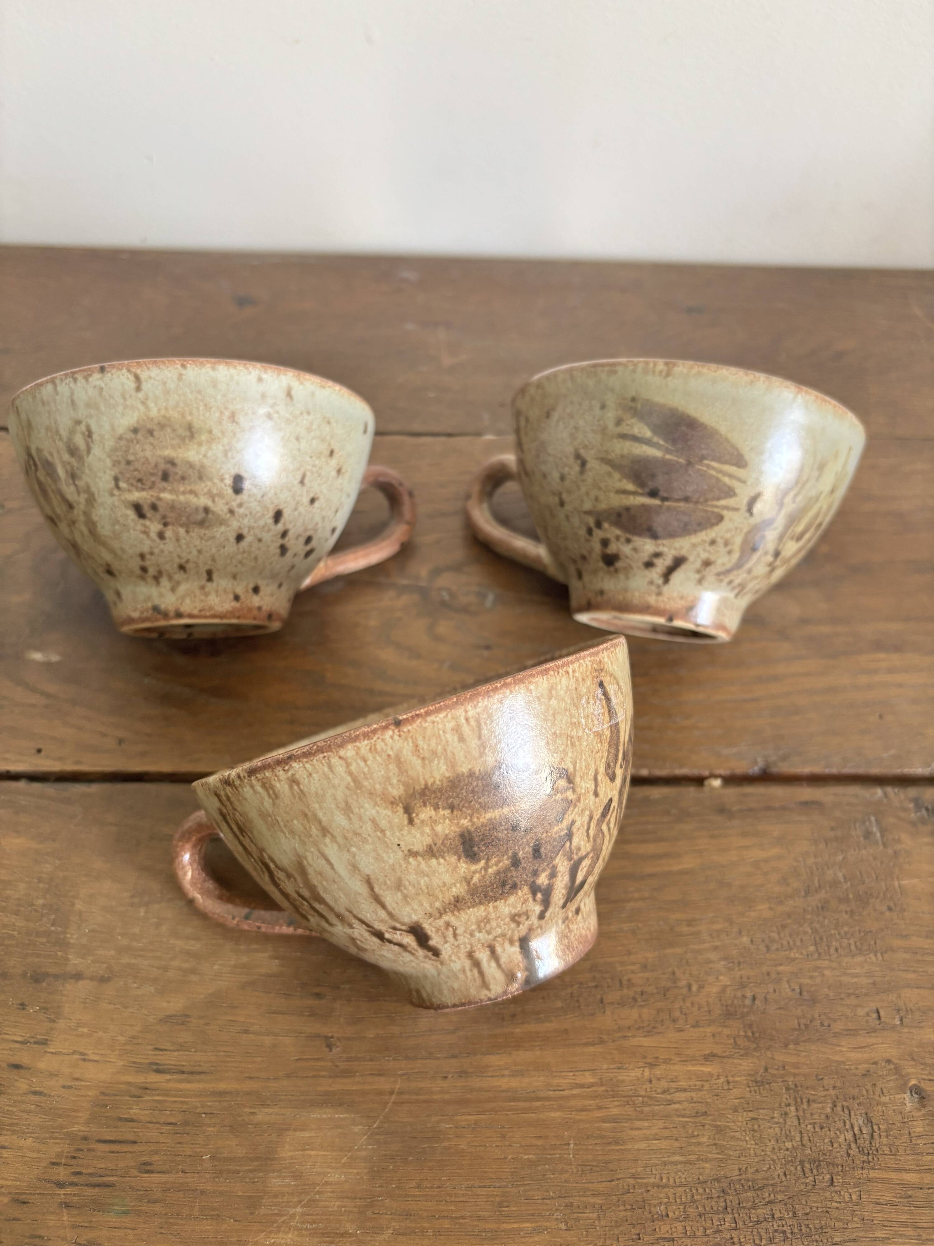 Set of 3 vintage speckled stoneware mugs