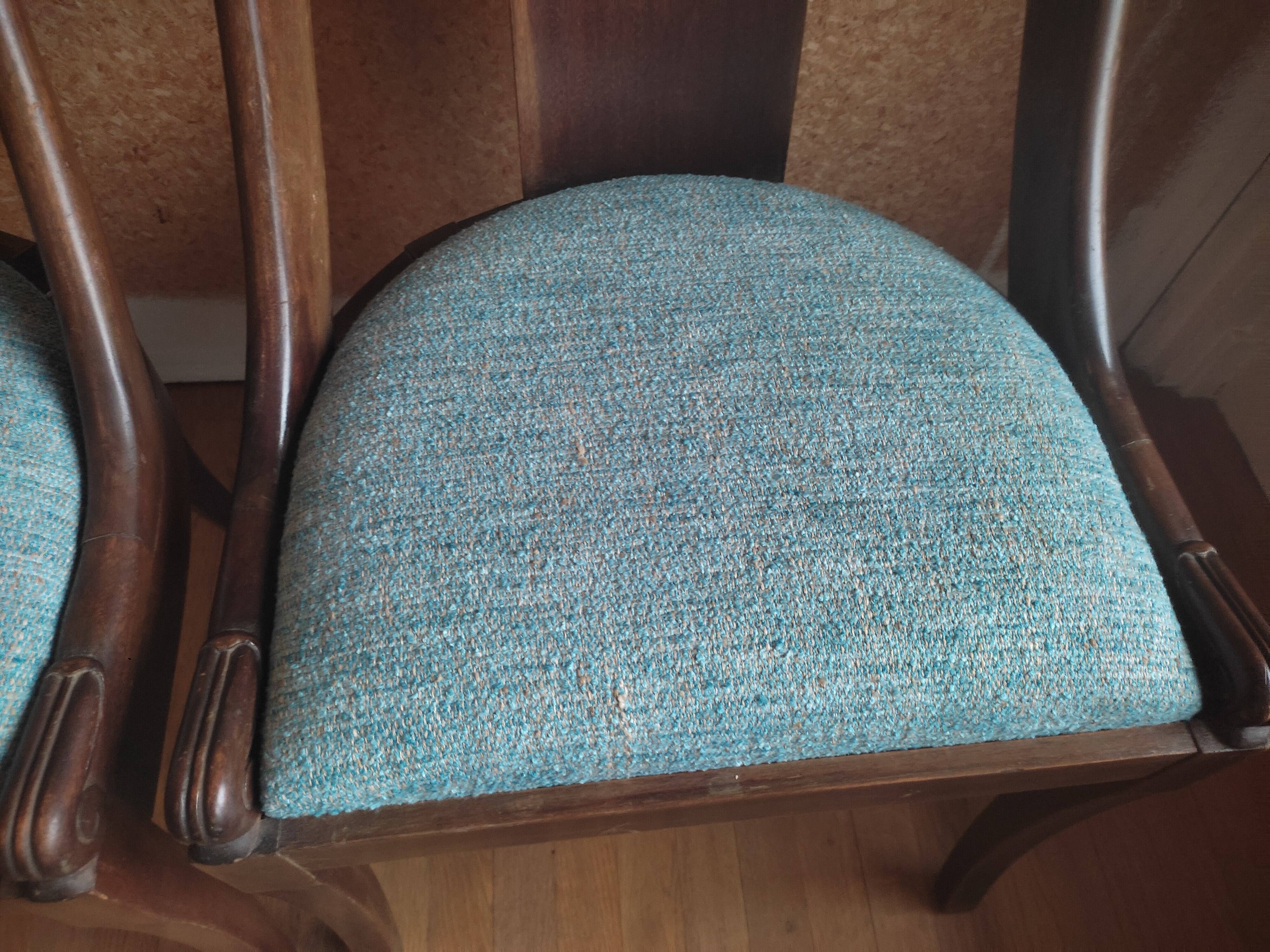 Empire gondola chairs