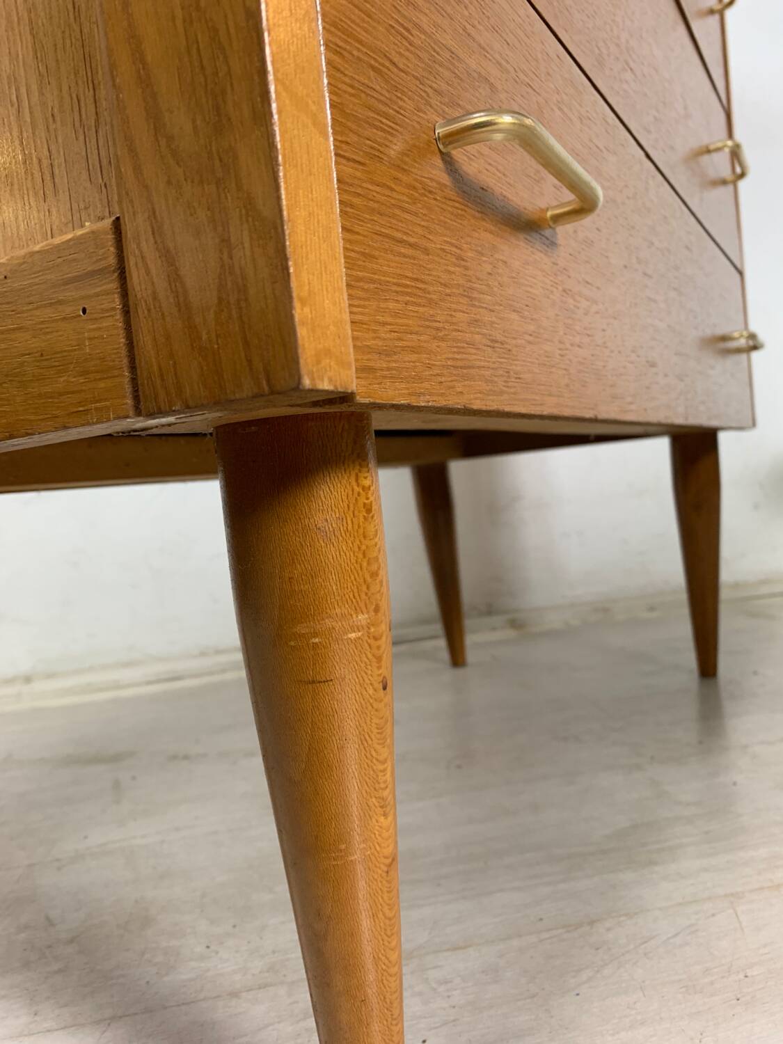 Commode vintage