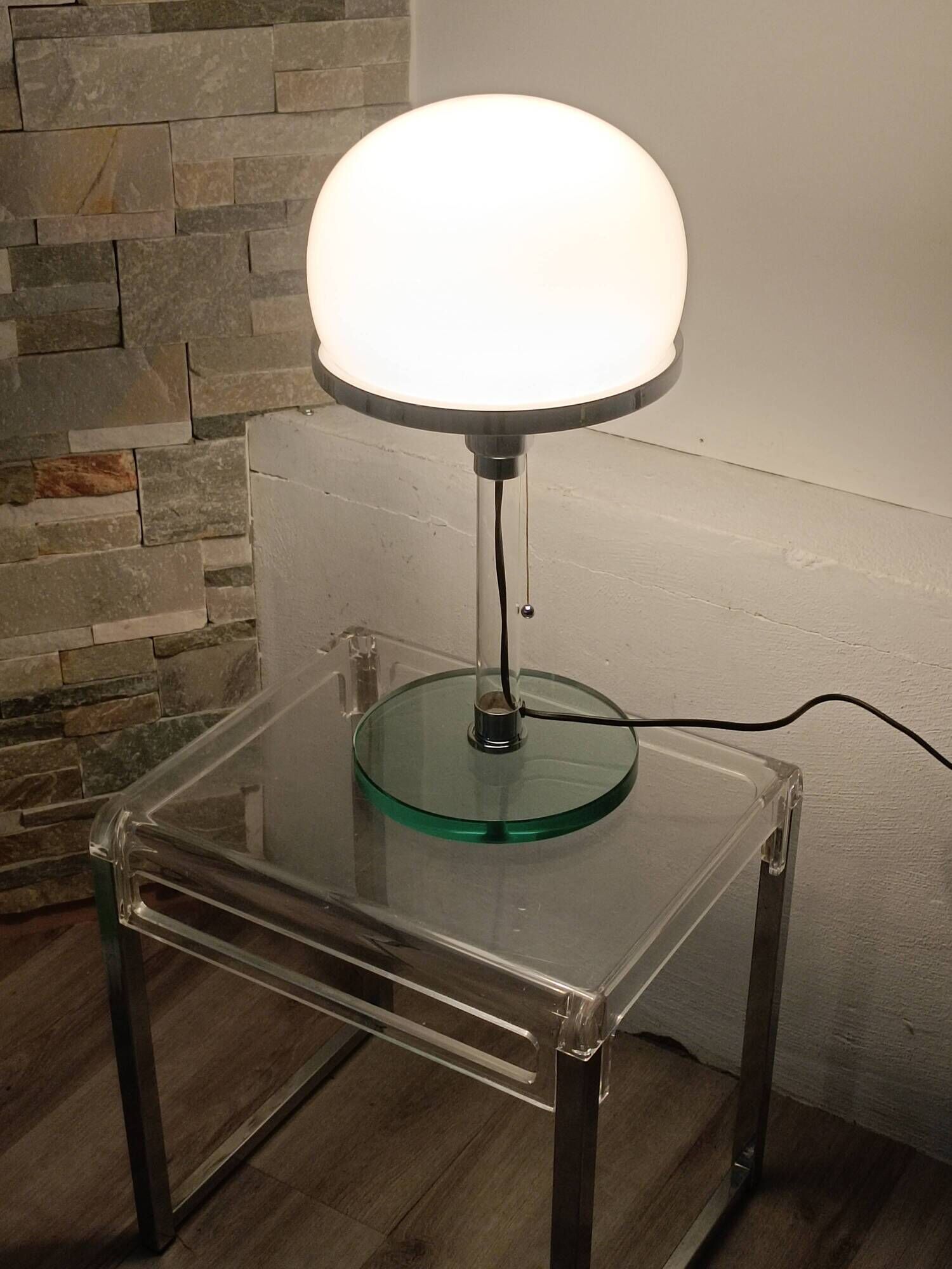 Lampe design bauhaus Valentino par Metalarte 1976