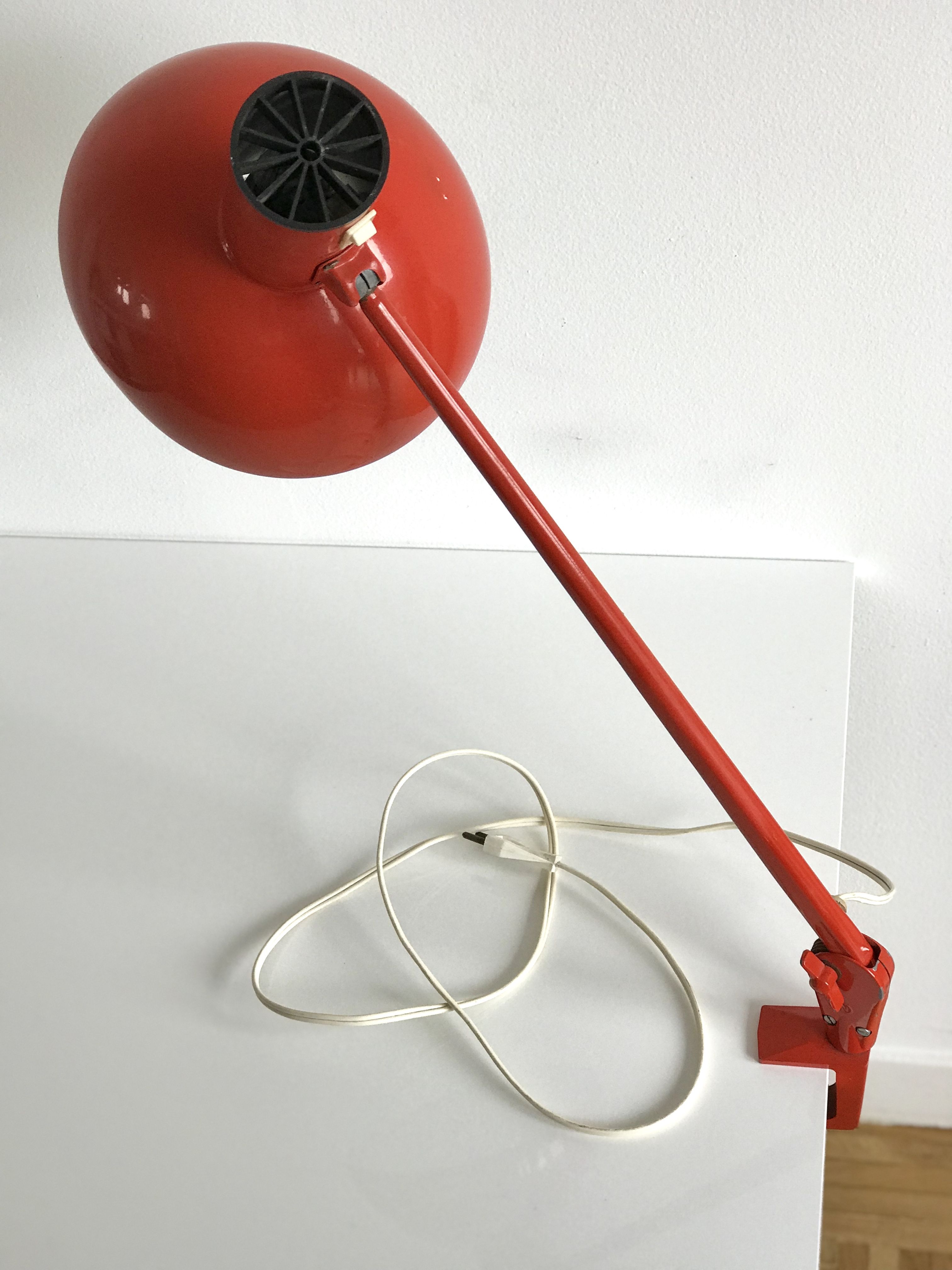 Lampe articulée type architecte rouge vermillon Swing