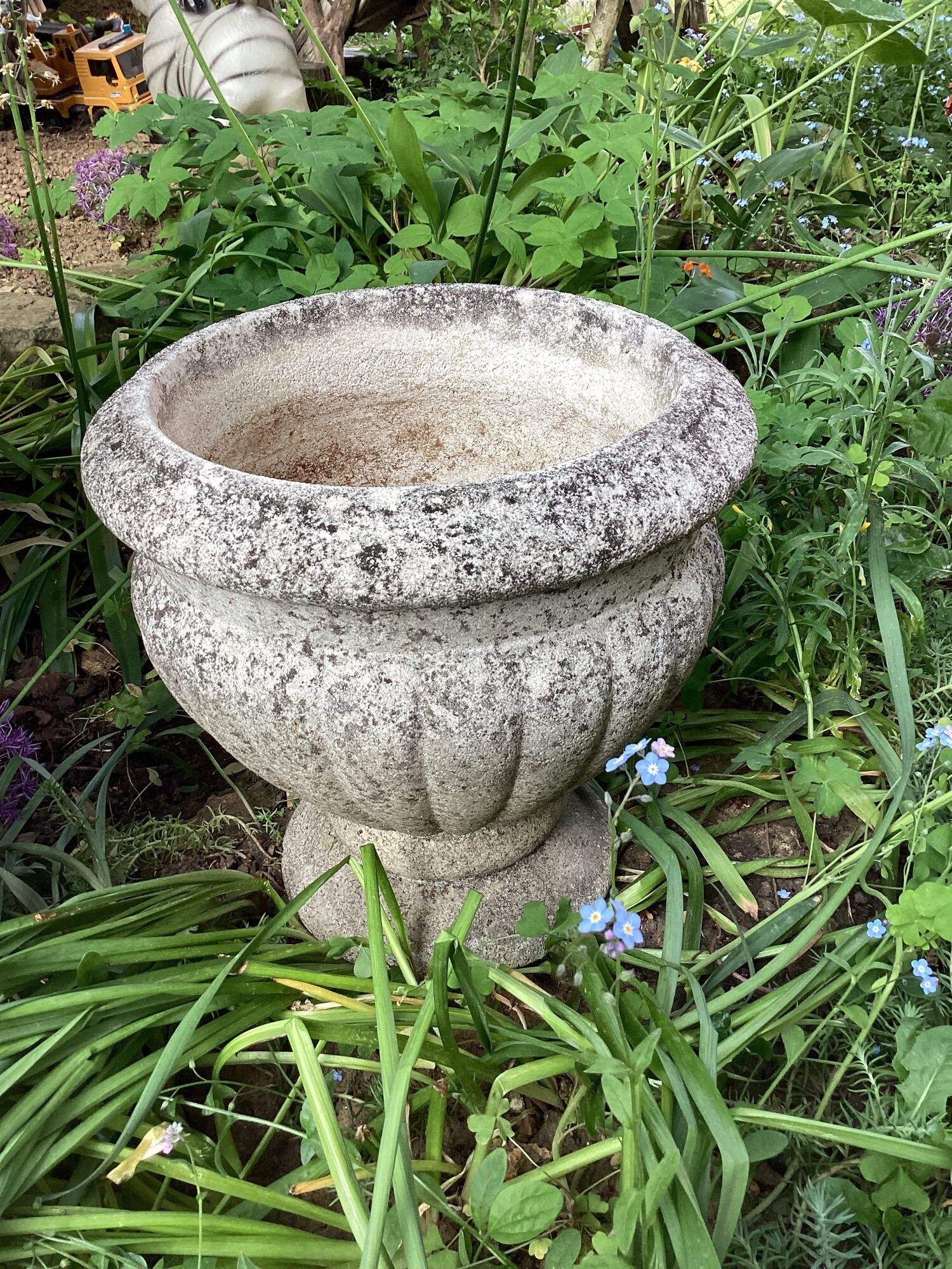 Planter basin cement Grandon Fres