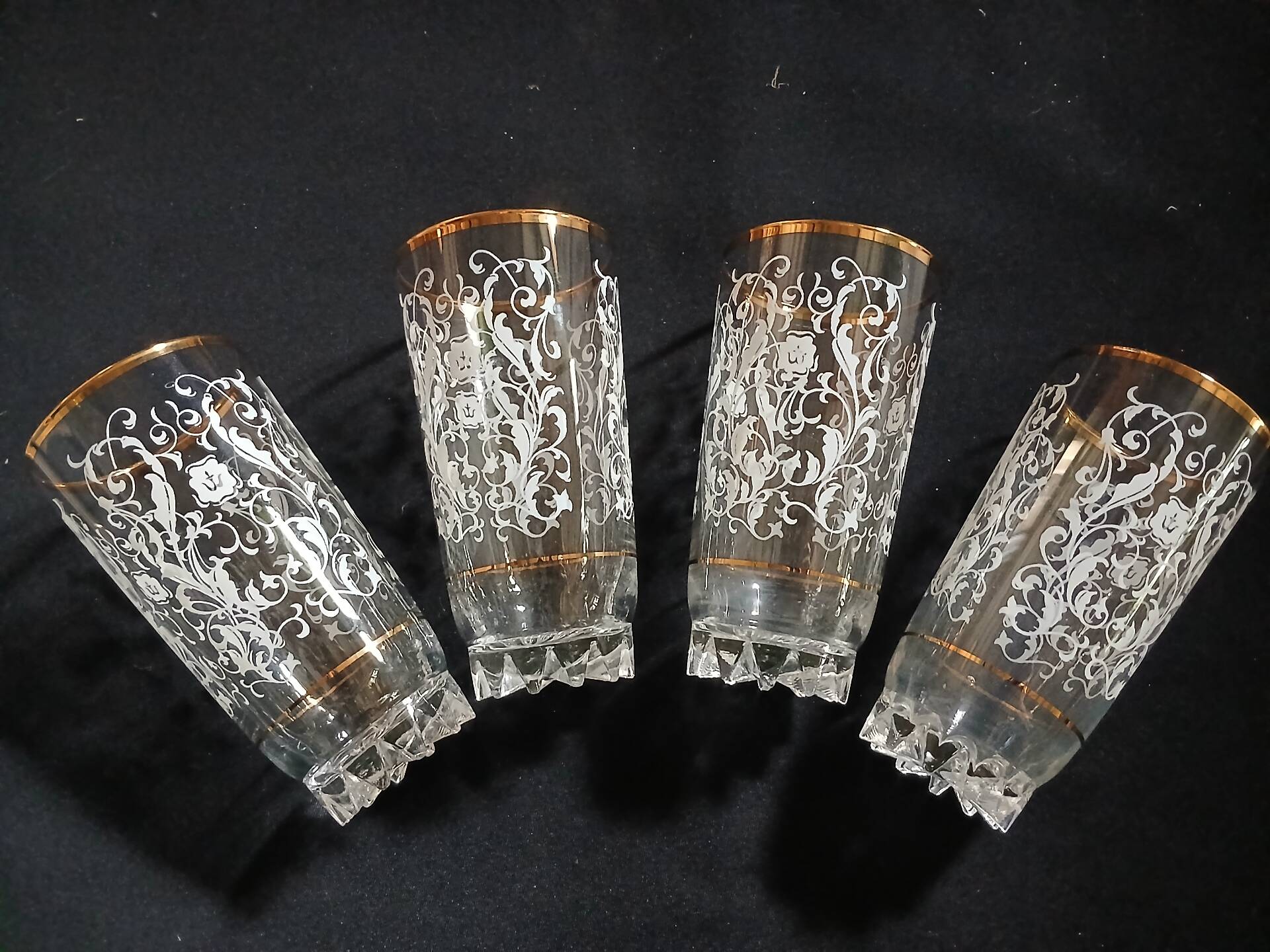 4 vintage water glasses