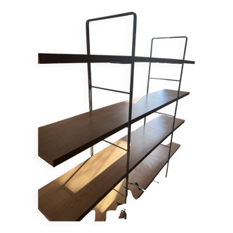 Enetri shelf by Niels Gammelgaard