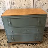 Commode pied moustache