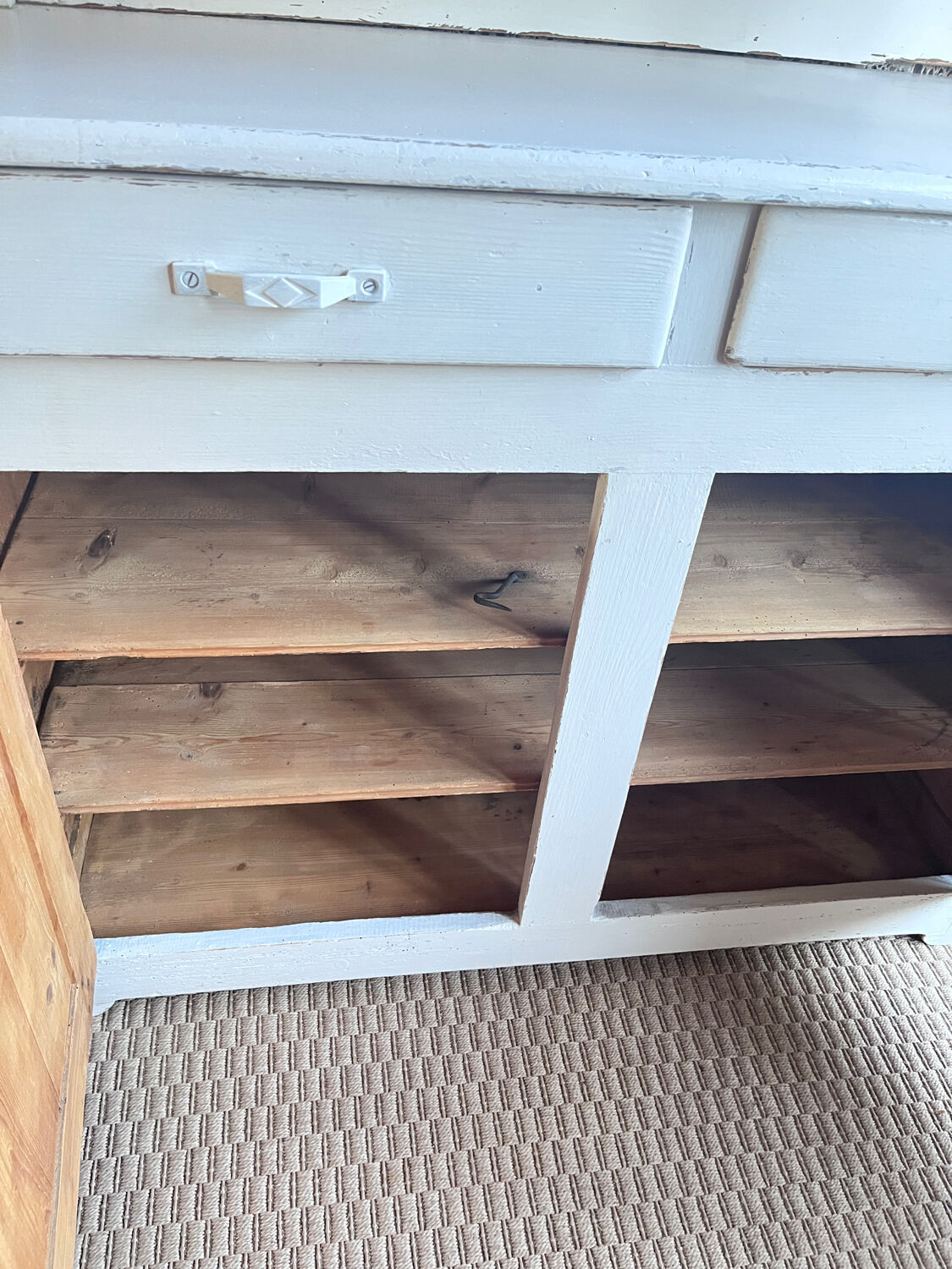 Double glass body buffet