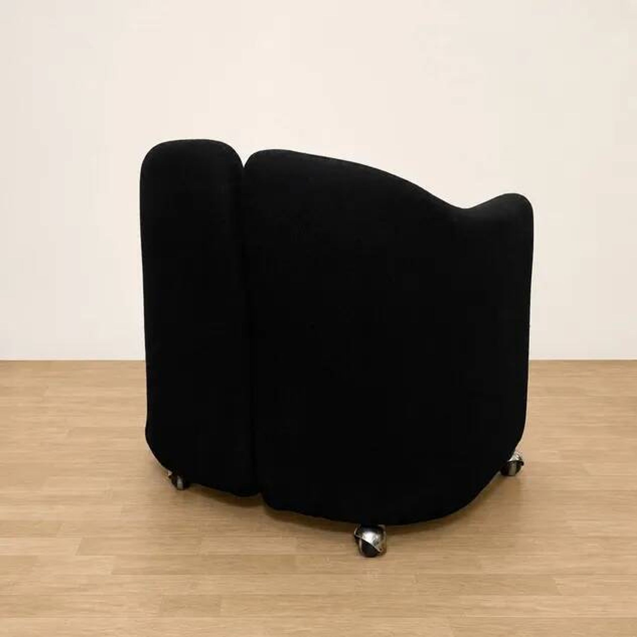 Pair of chairs by Eugenio Gerli for Tecno with patterns, 70s