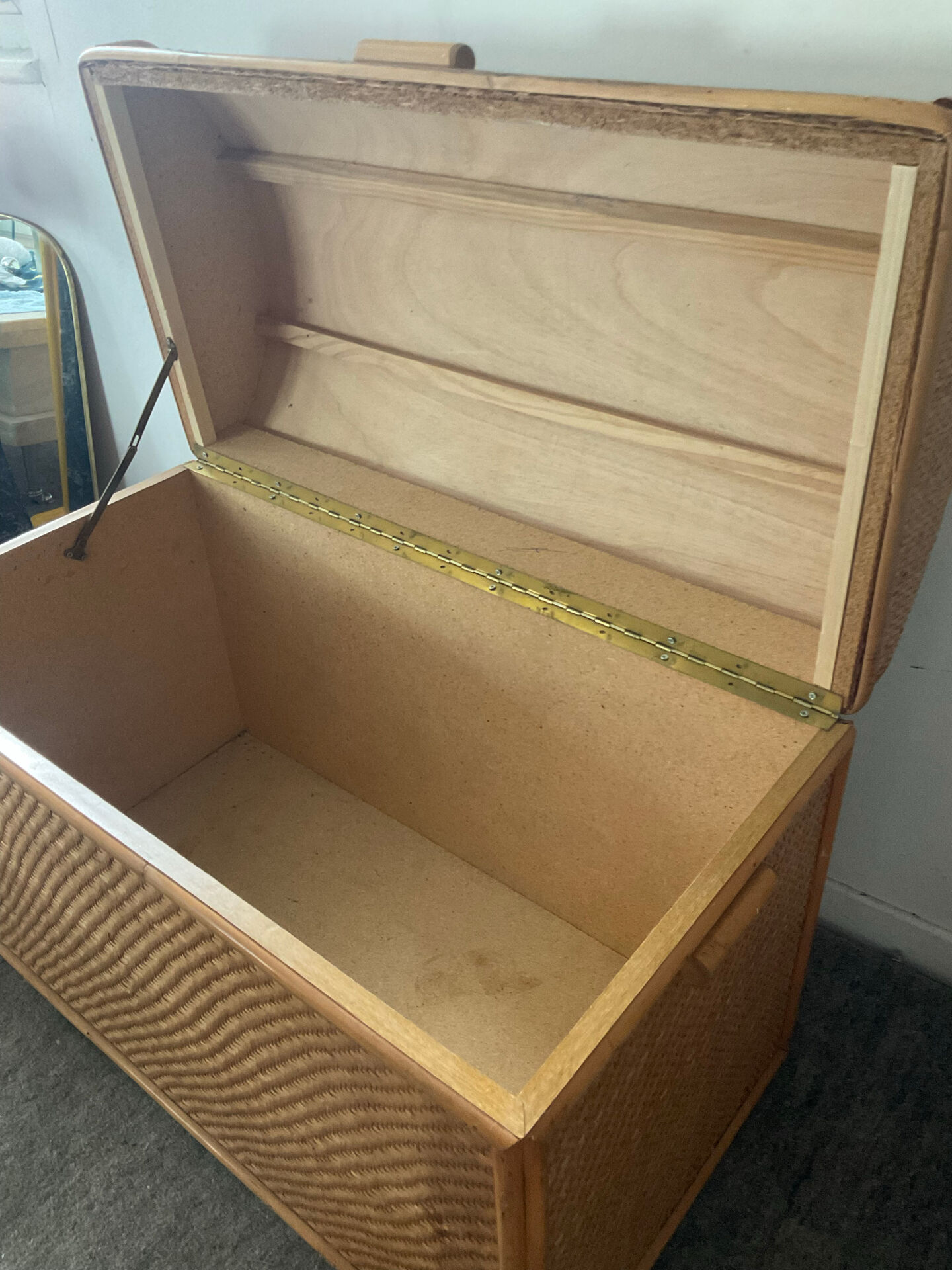Rattan and wood trunk/box from the 70s-80s.