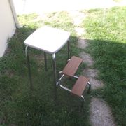 Tabouret-escabeau des années 70