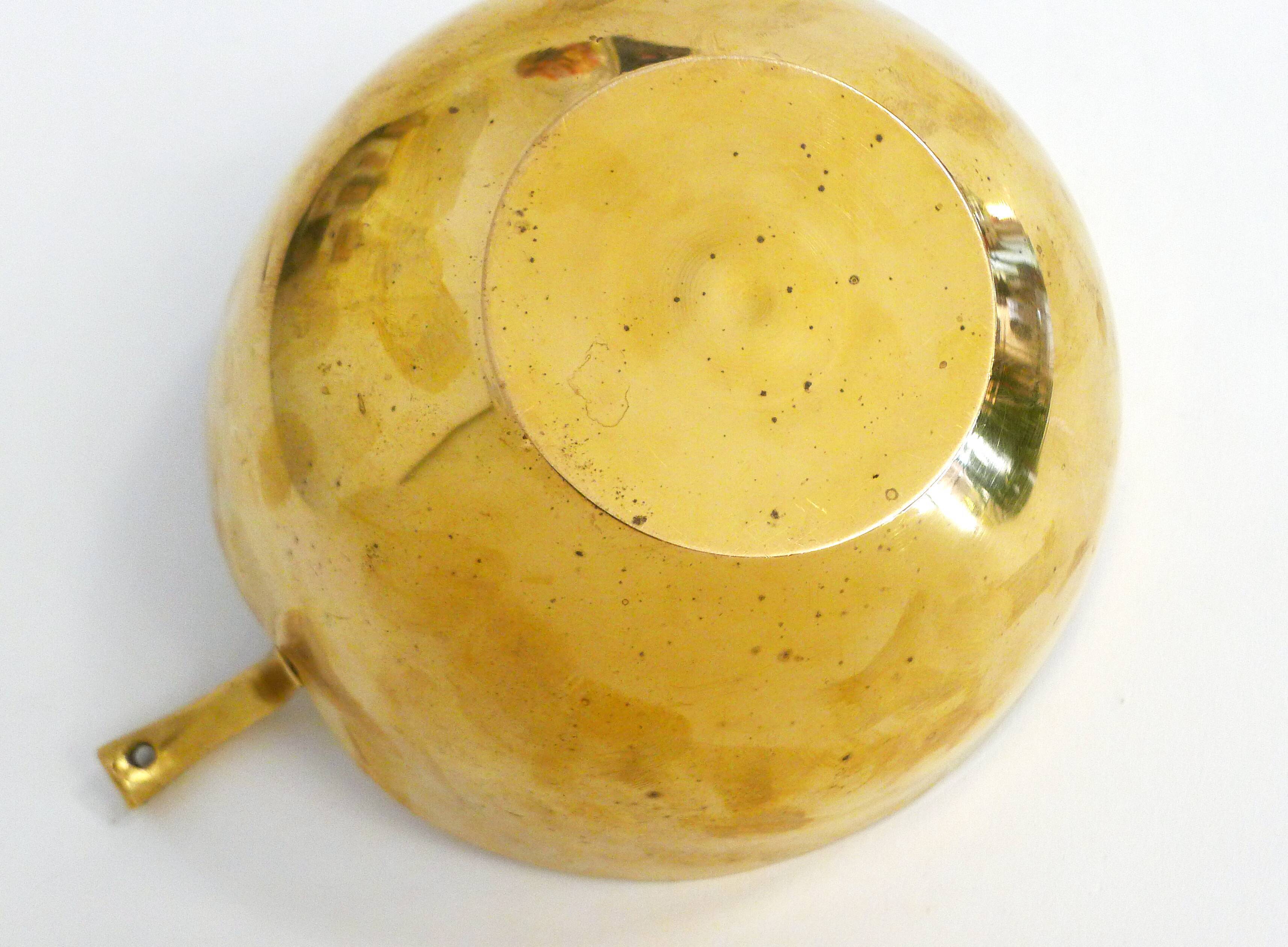 Large brass fruit bowl