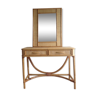 Vintage rattan hairdresser and her mirror
