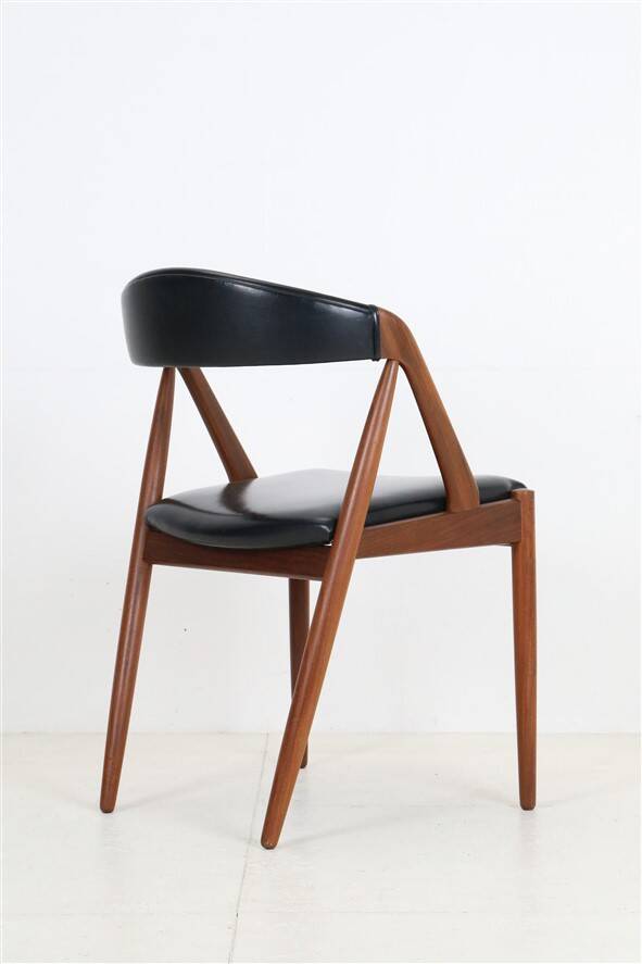 Schou Andersen Møbelfabrik / Kai Kristiansen Type 31 chair / teak / skai / Mid Century Danish Modern Design / 1950s / 1960s