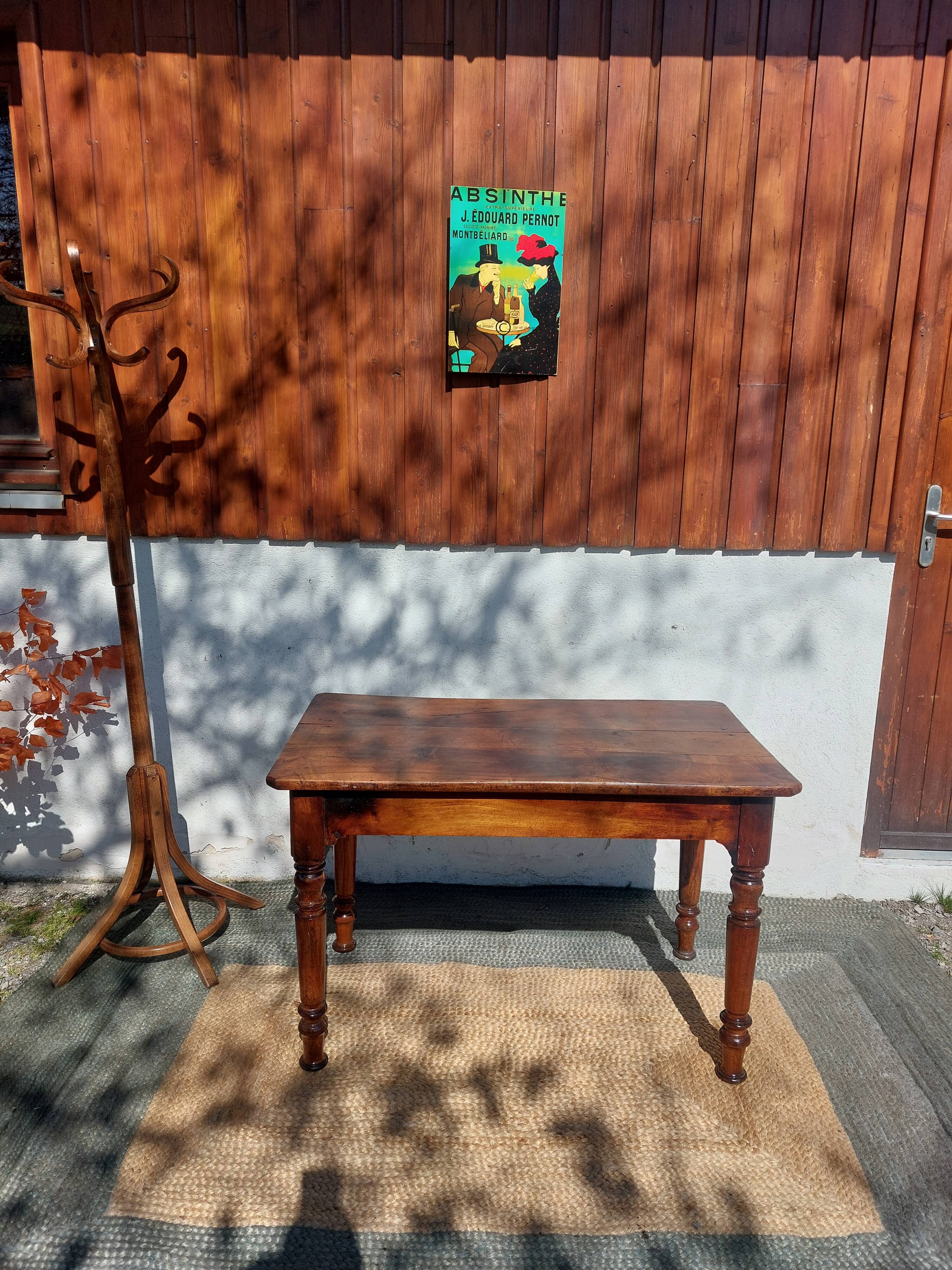Bistro table, kitchen or desk