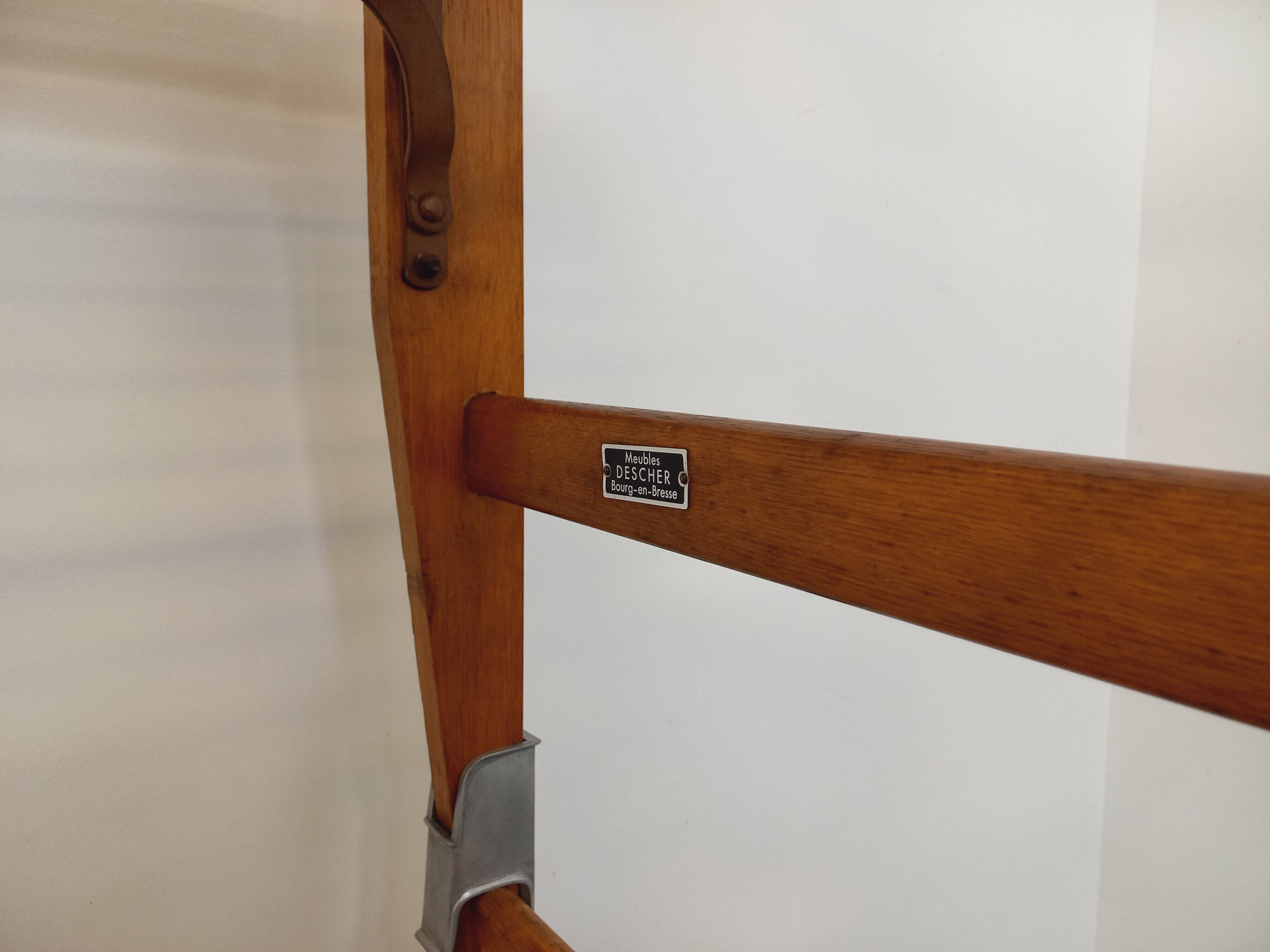 Pair of vintage stackable daybeds in oak wood and metal from the 60s