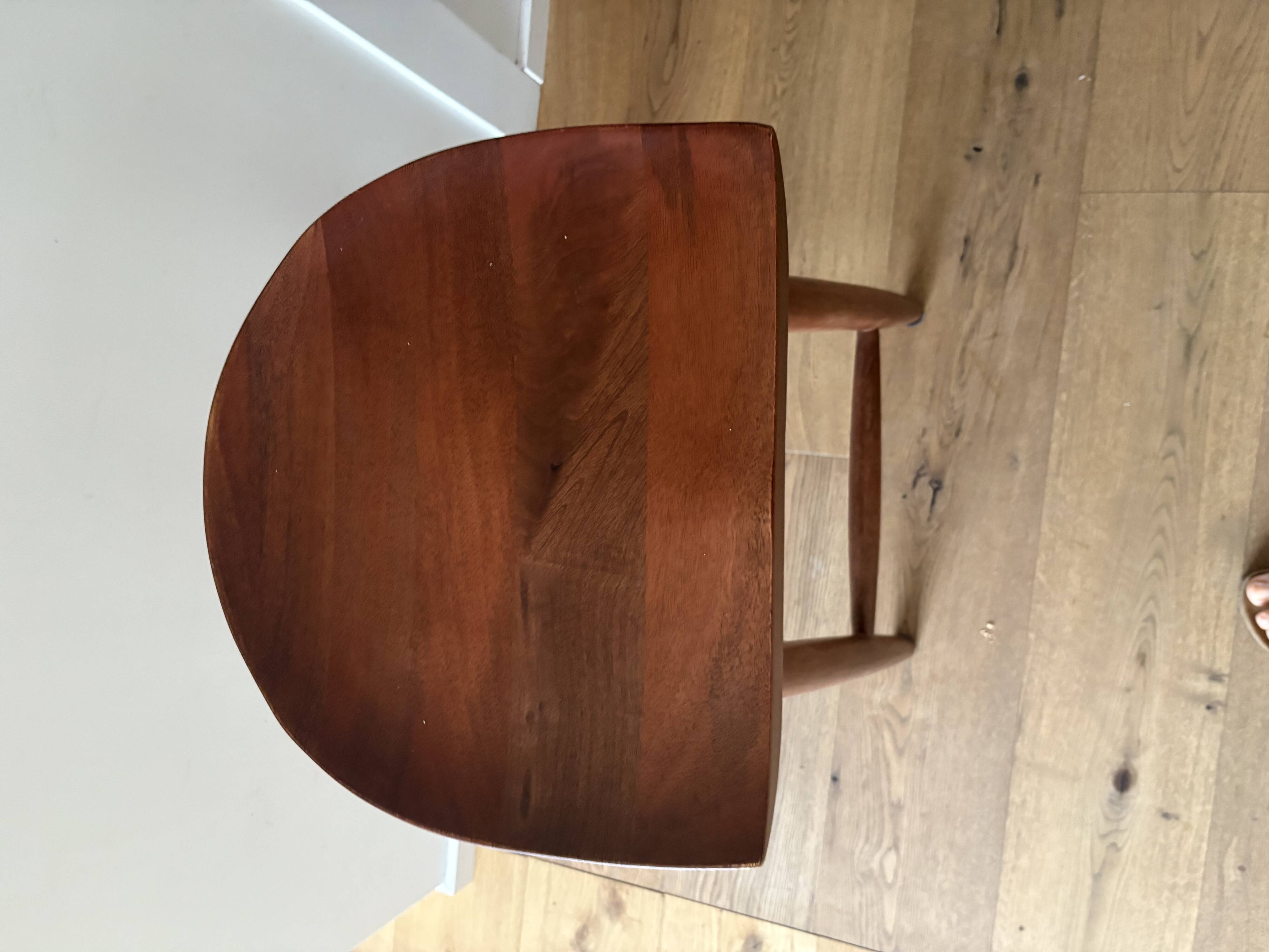 Tabouret  wabi sabi en bois massif