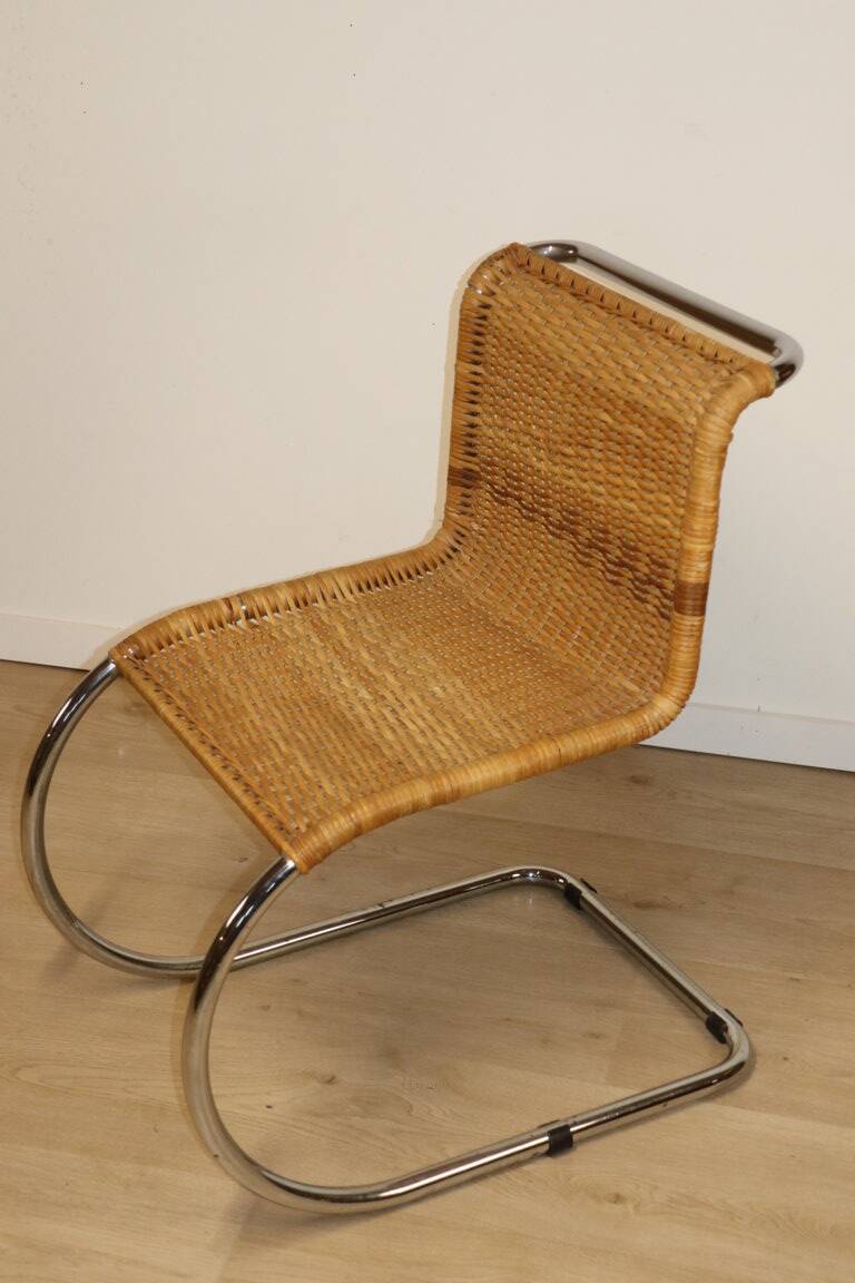 Chaise vintage "MR10" par Ludwig Mies van der Rohe