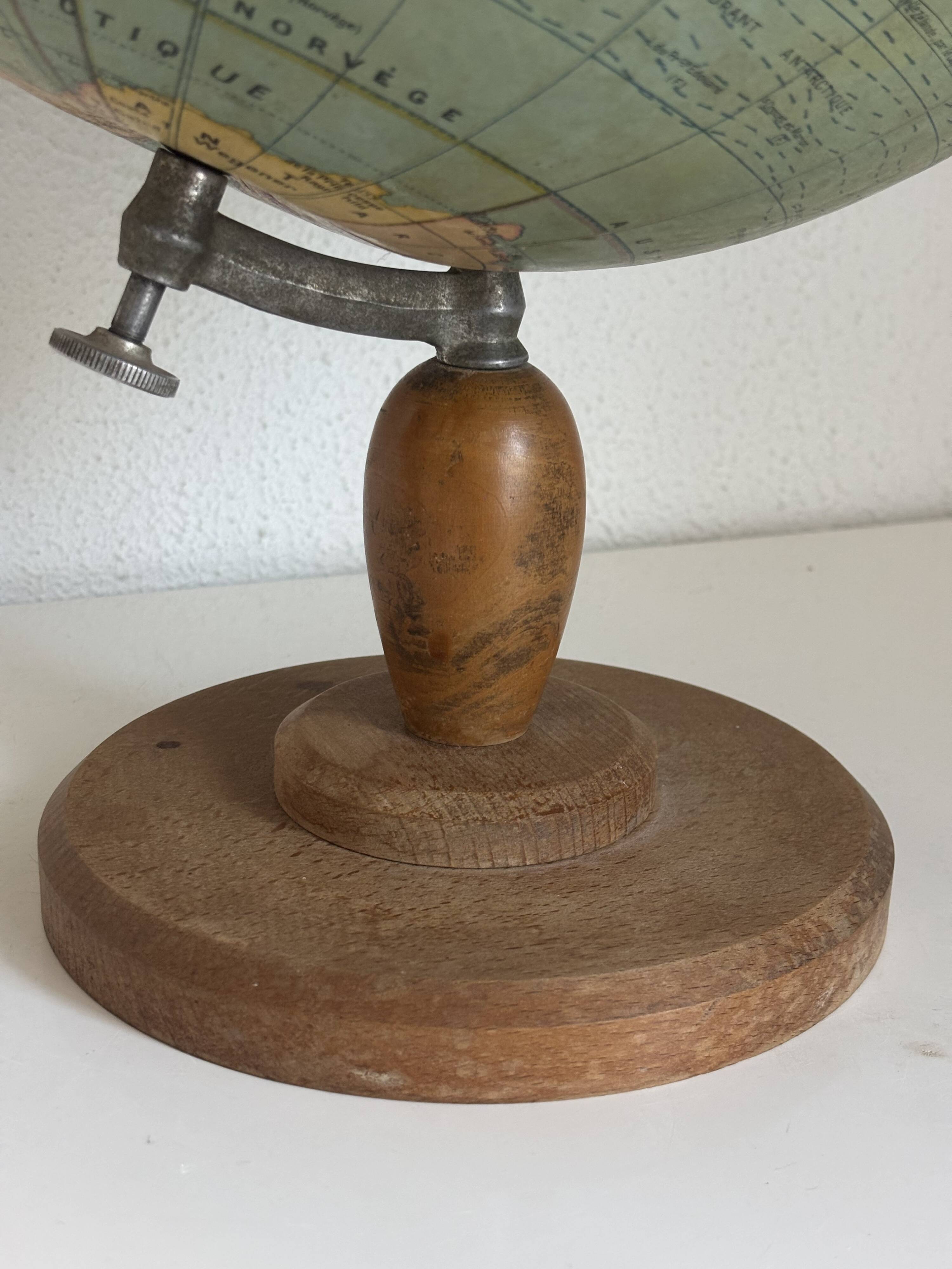 Globe vintage 1950 terrestre Girard et Barrère et Thomas - 46 cm