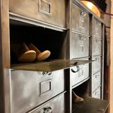 Strafor 3-column clamshell cabinet