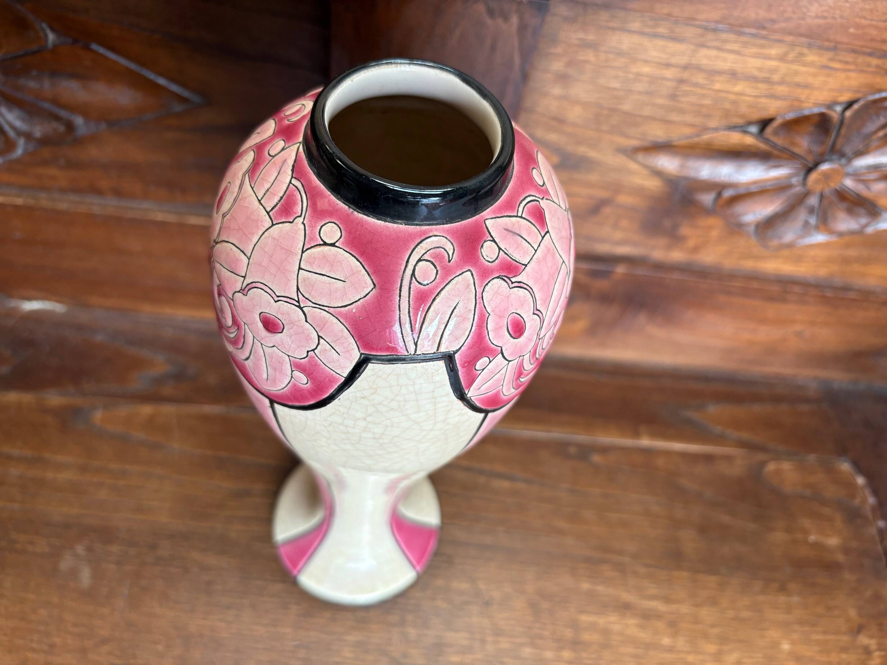 Vase Art Déco en faïence de Longwy, décor floral, 31 cm