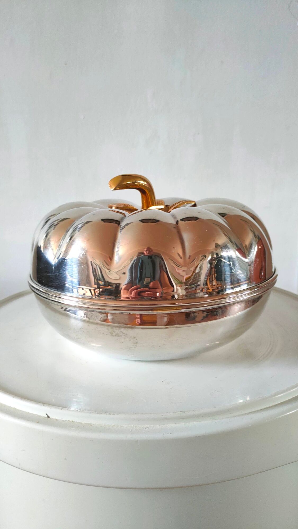 Ice cube bucket pumpkin silver metal design 70s