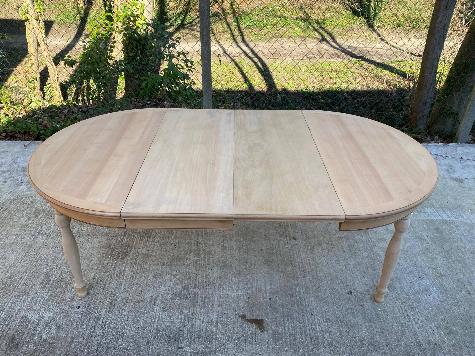 Renovated Louis Philippe round extendable dining table 115cm with 2 extensions.