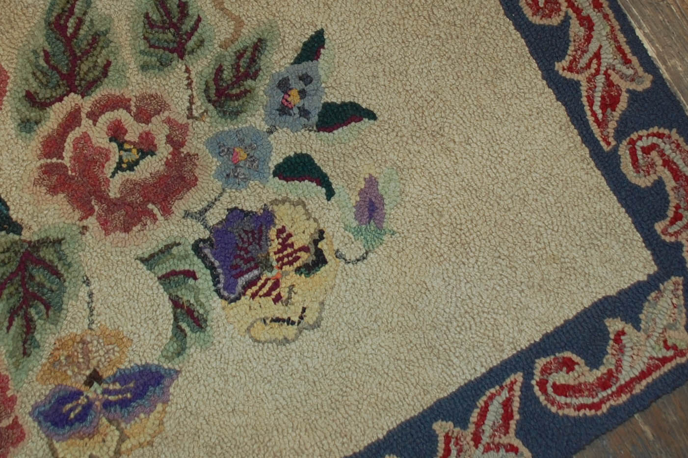 Old American Carpet Hooked handmade 67cm x 103cm 1900s