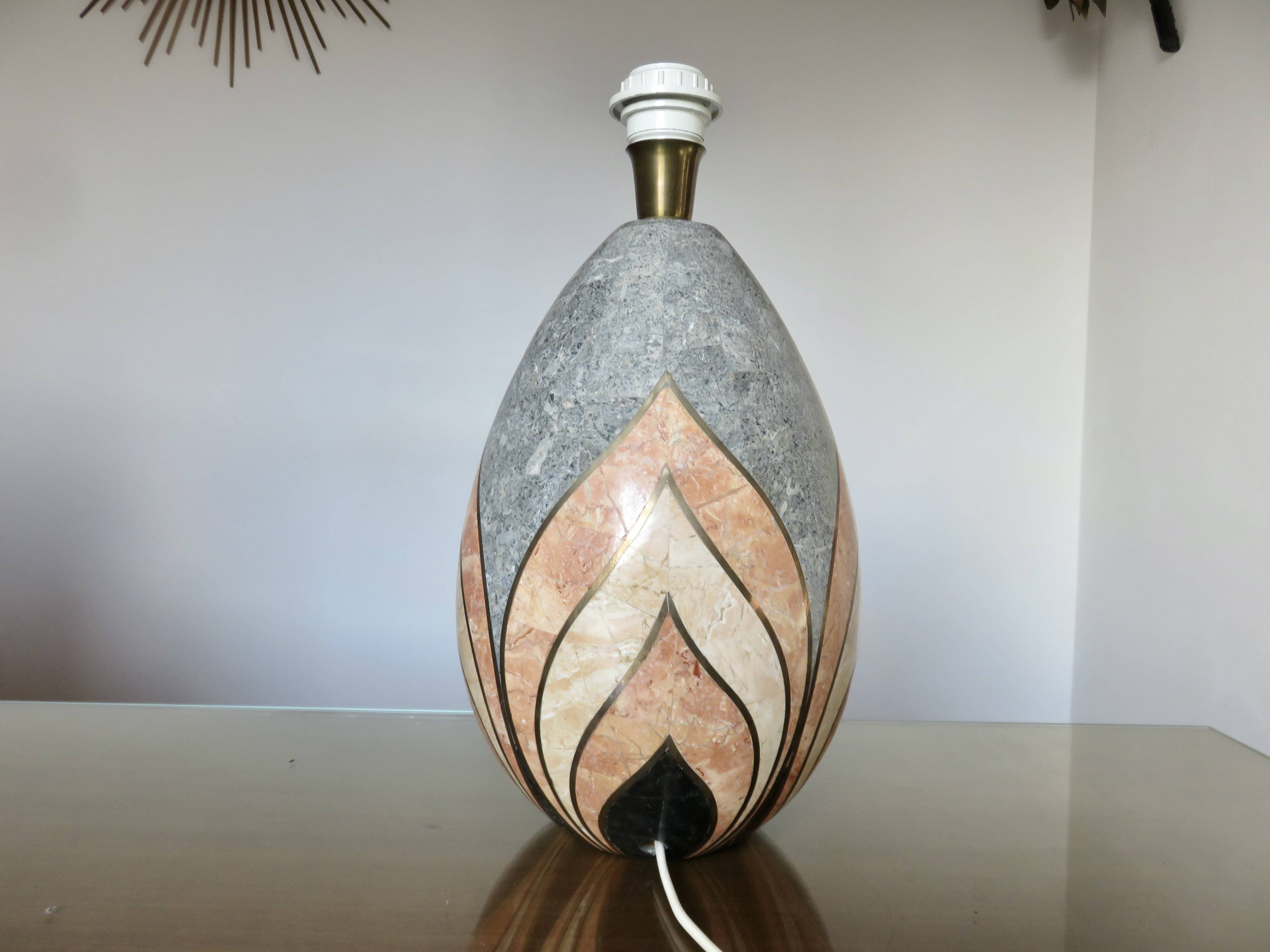 Art Deco style lamp in marble veneer and brass from the 70s