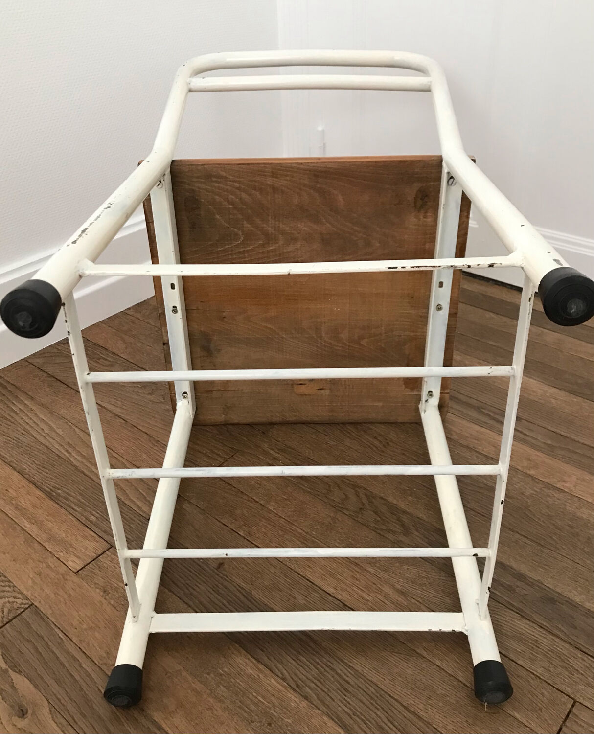 Chaise de pensionnat
