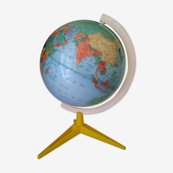 Globe terrestre vintage