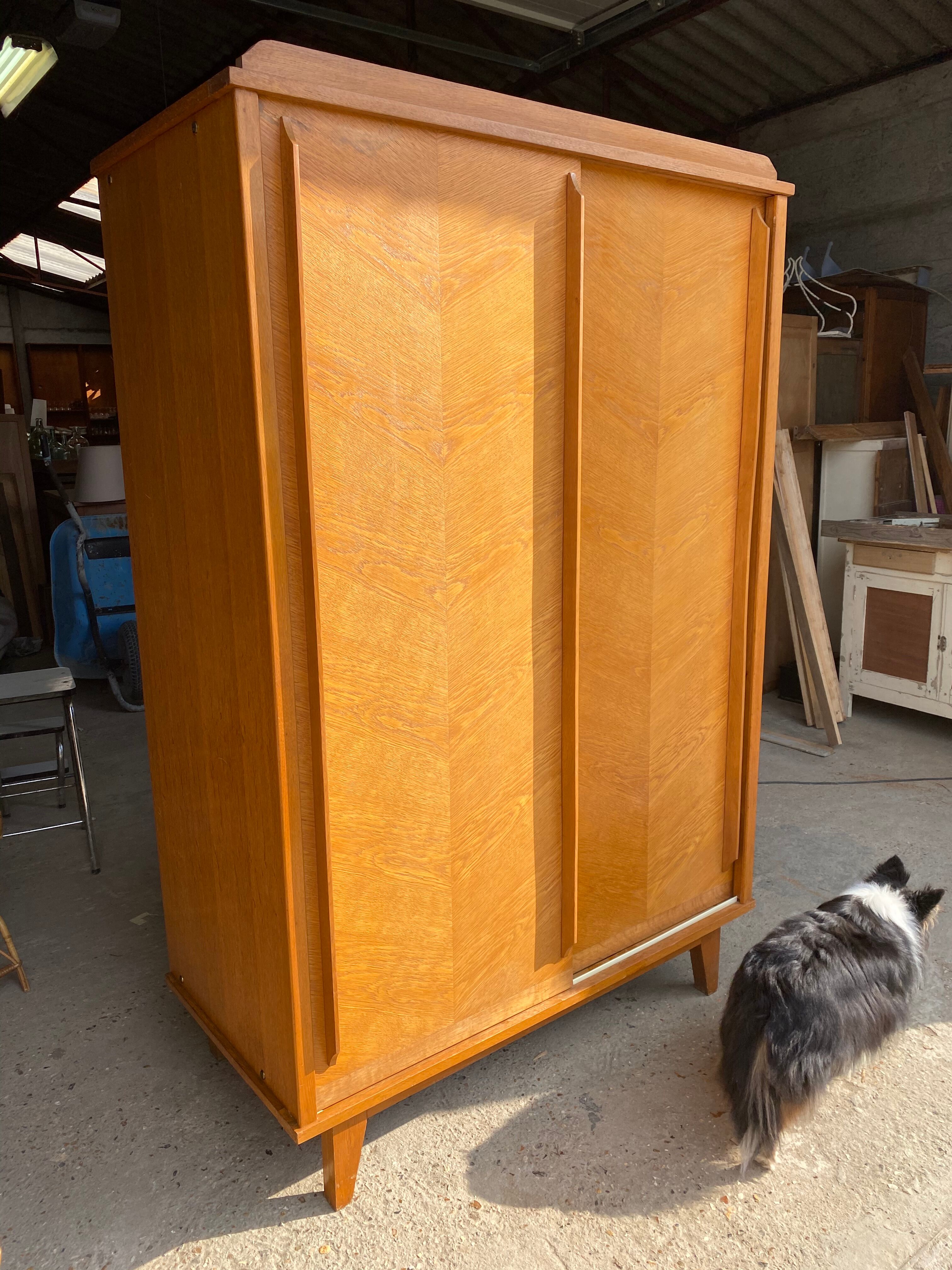 Vintage wardrobe 60 feet compass
