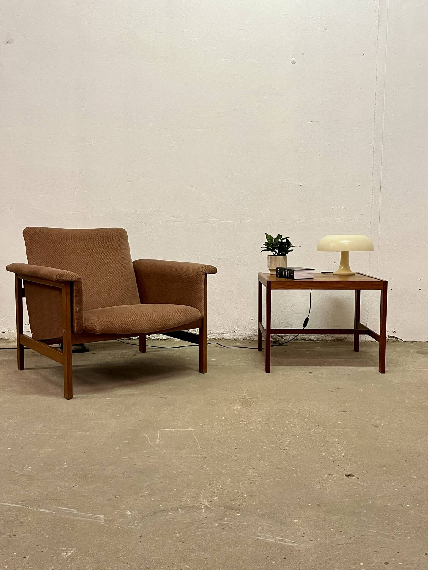 Table basse scandinave en teck