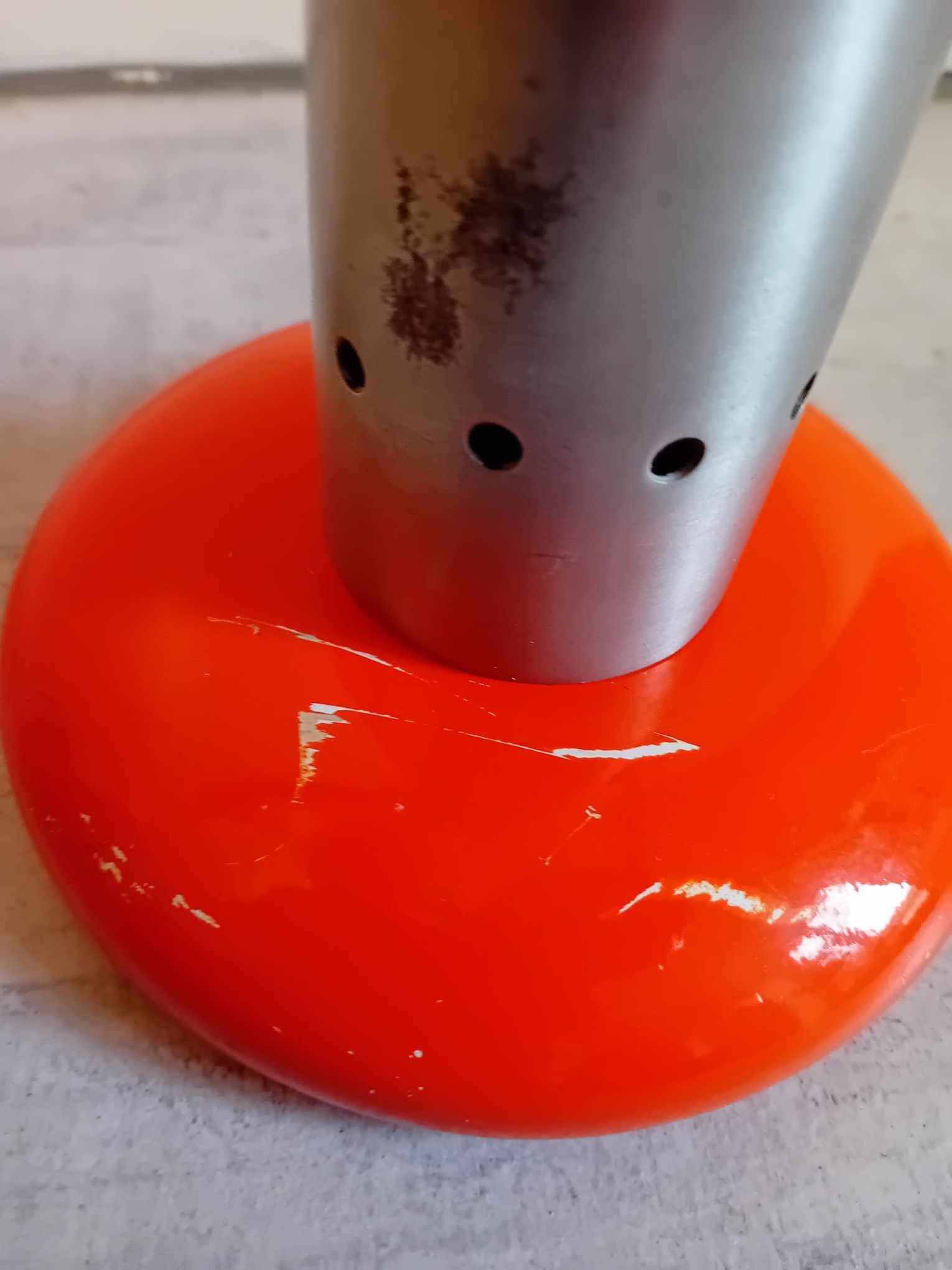 Spot orange et inox brossé années 70