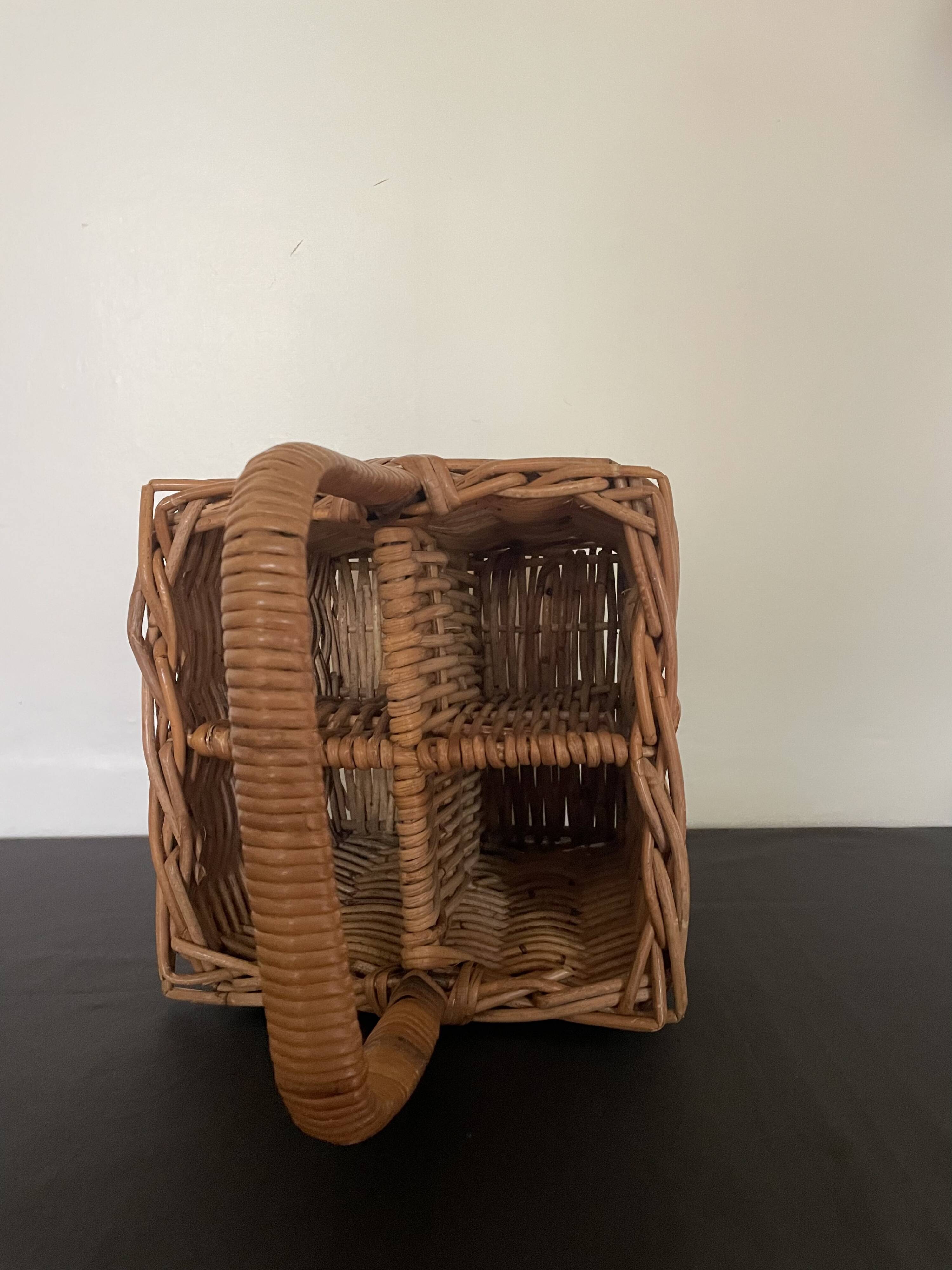 Bottle storage basket